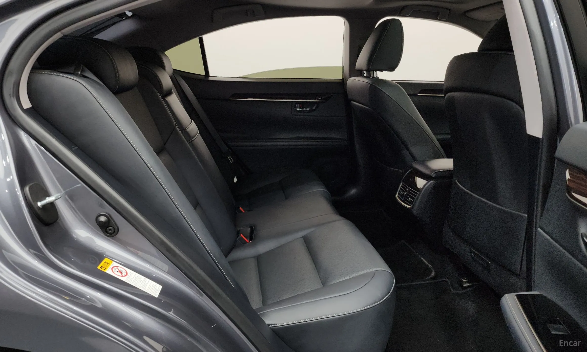 Lexus New ES300h превью 11