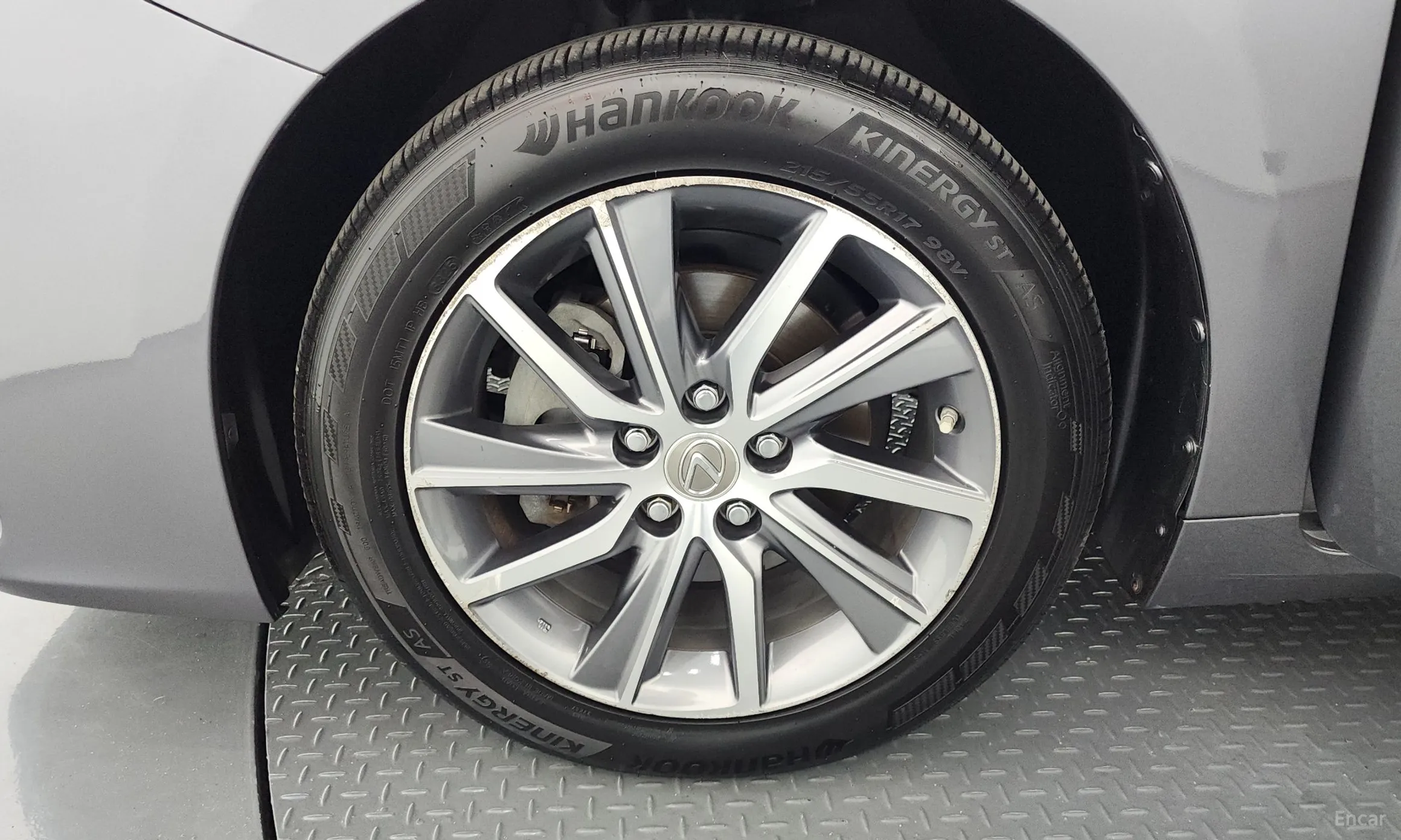 Lexus New ES300h превью 5