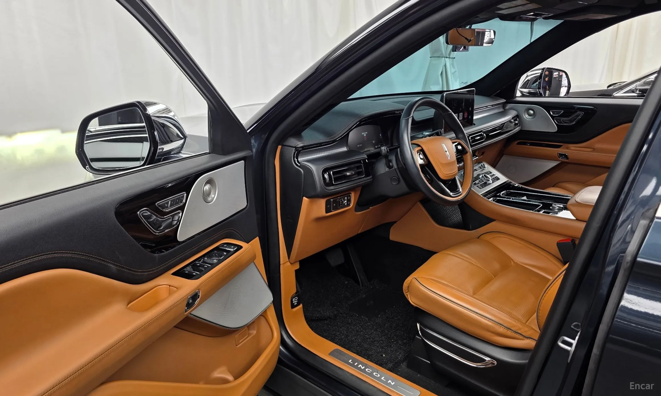 Lincoln Aviator 2nd Generation превью 10