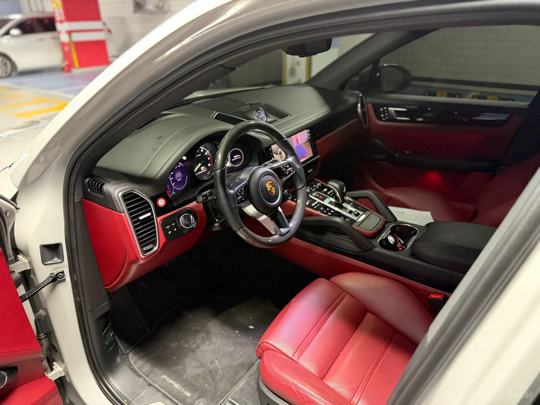 Porsche Cayenne (PO536) превью 9