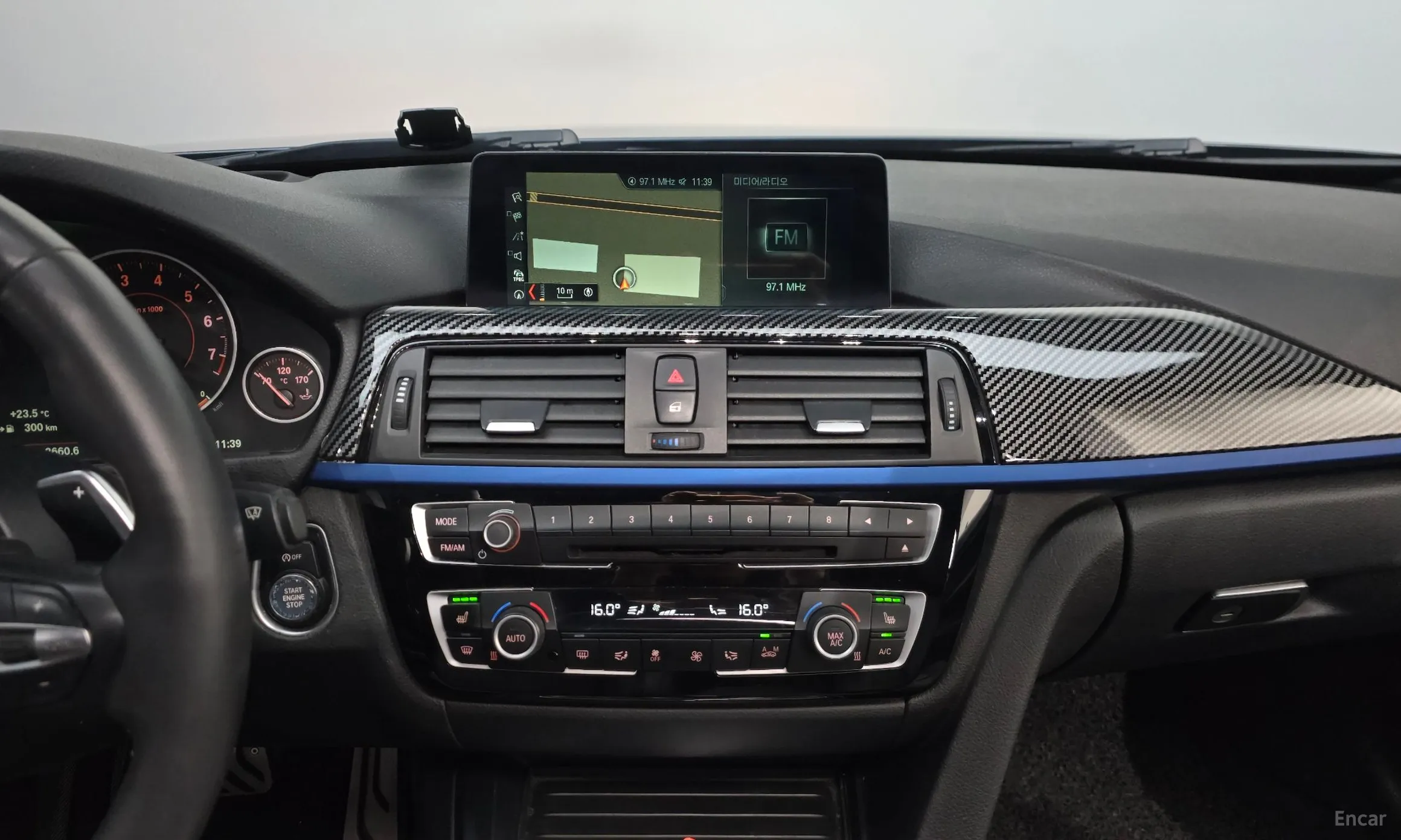 BMW 3 Series (F30) превью 13