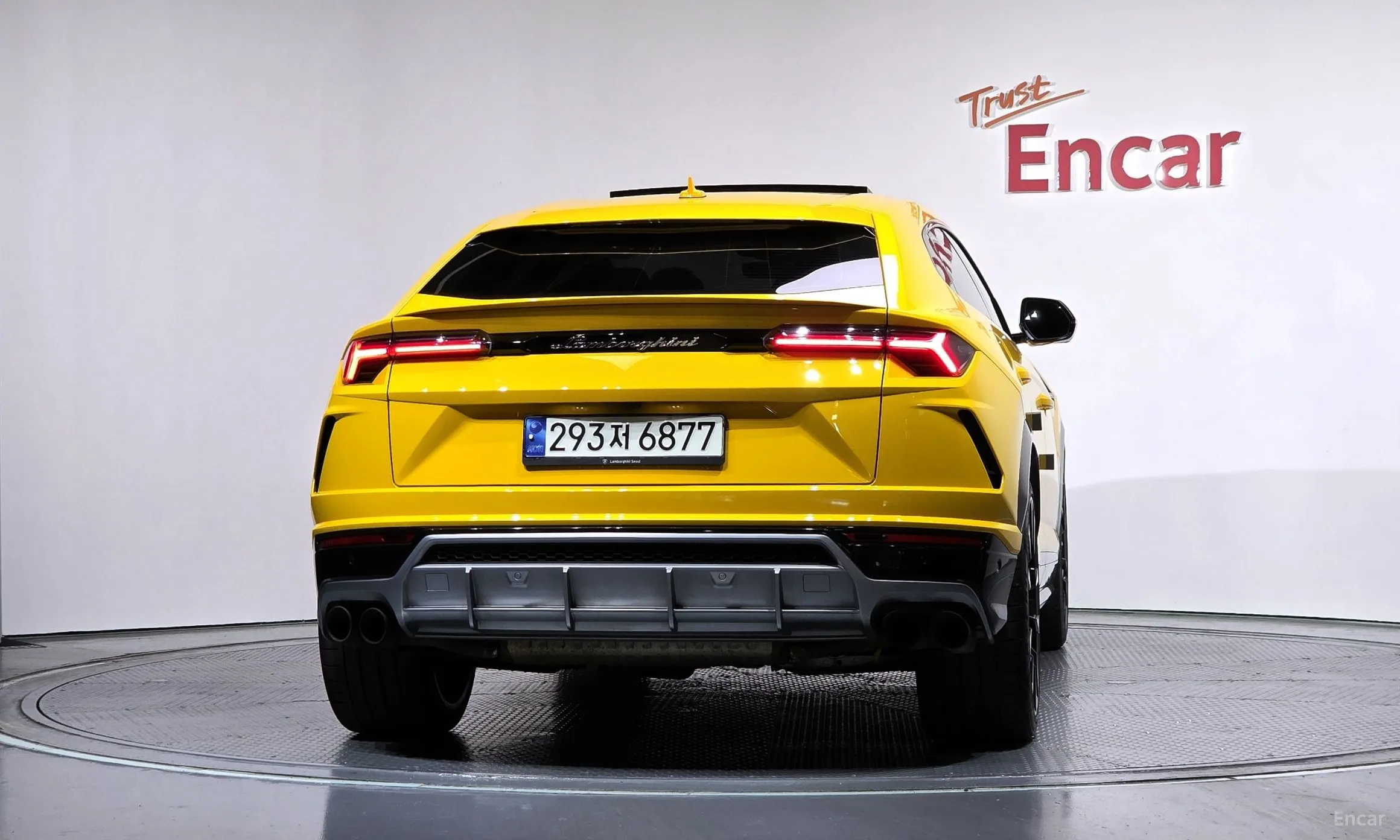 Lamborghini Urus превью 4
