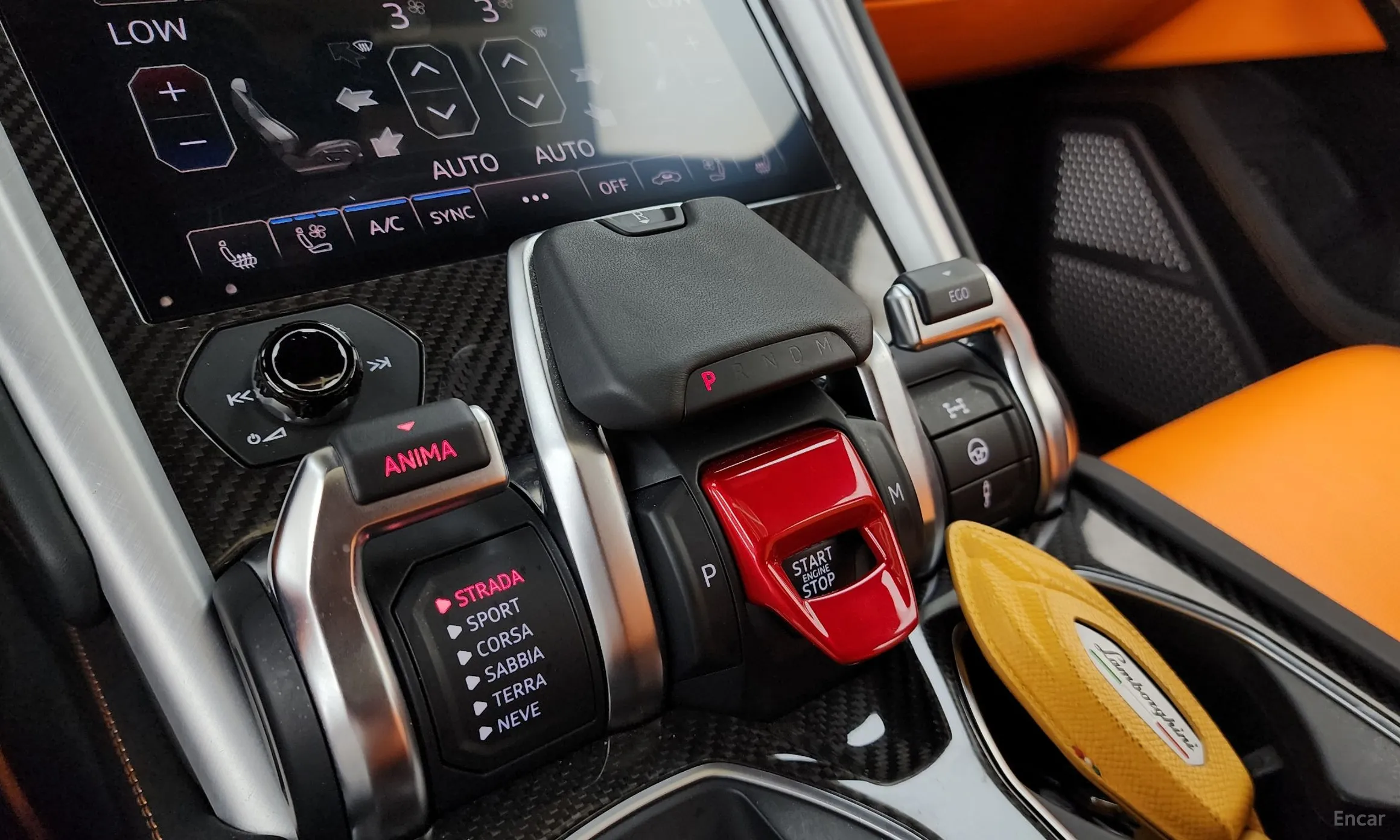 Lamborghini Urus превью 9