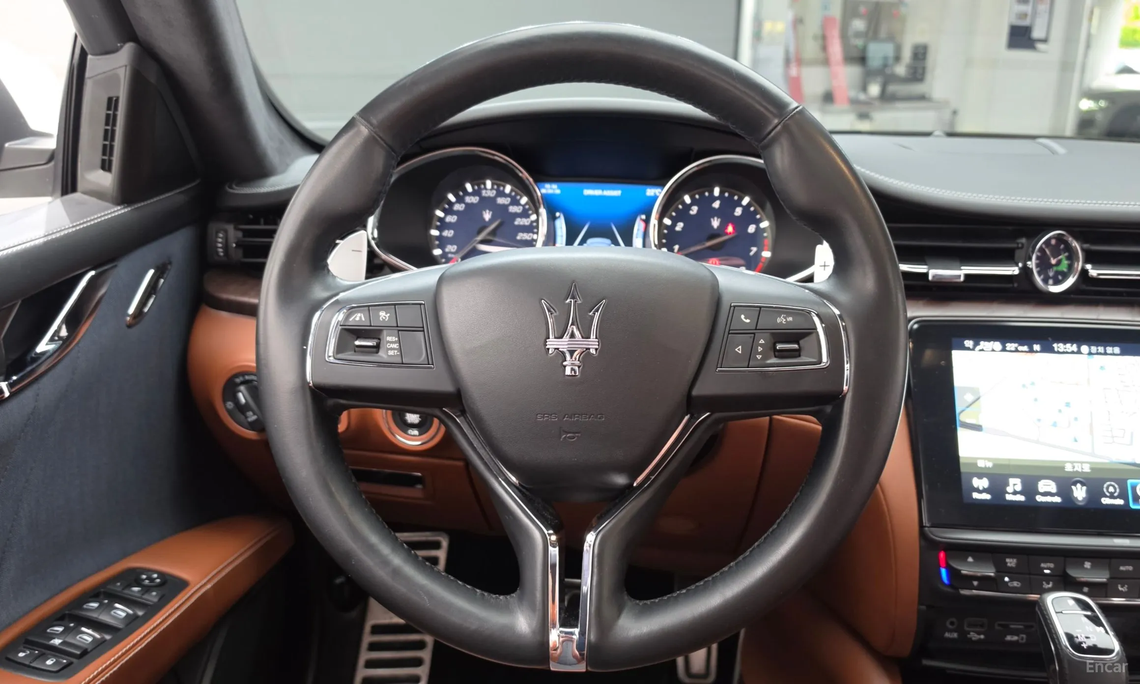 Maserati Quattroporte превью 13