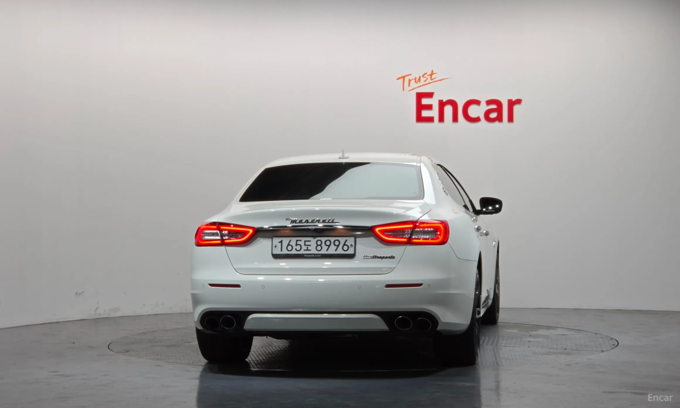 Maserati Quattroporte превью 4