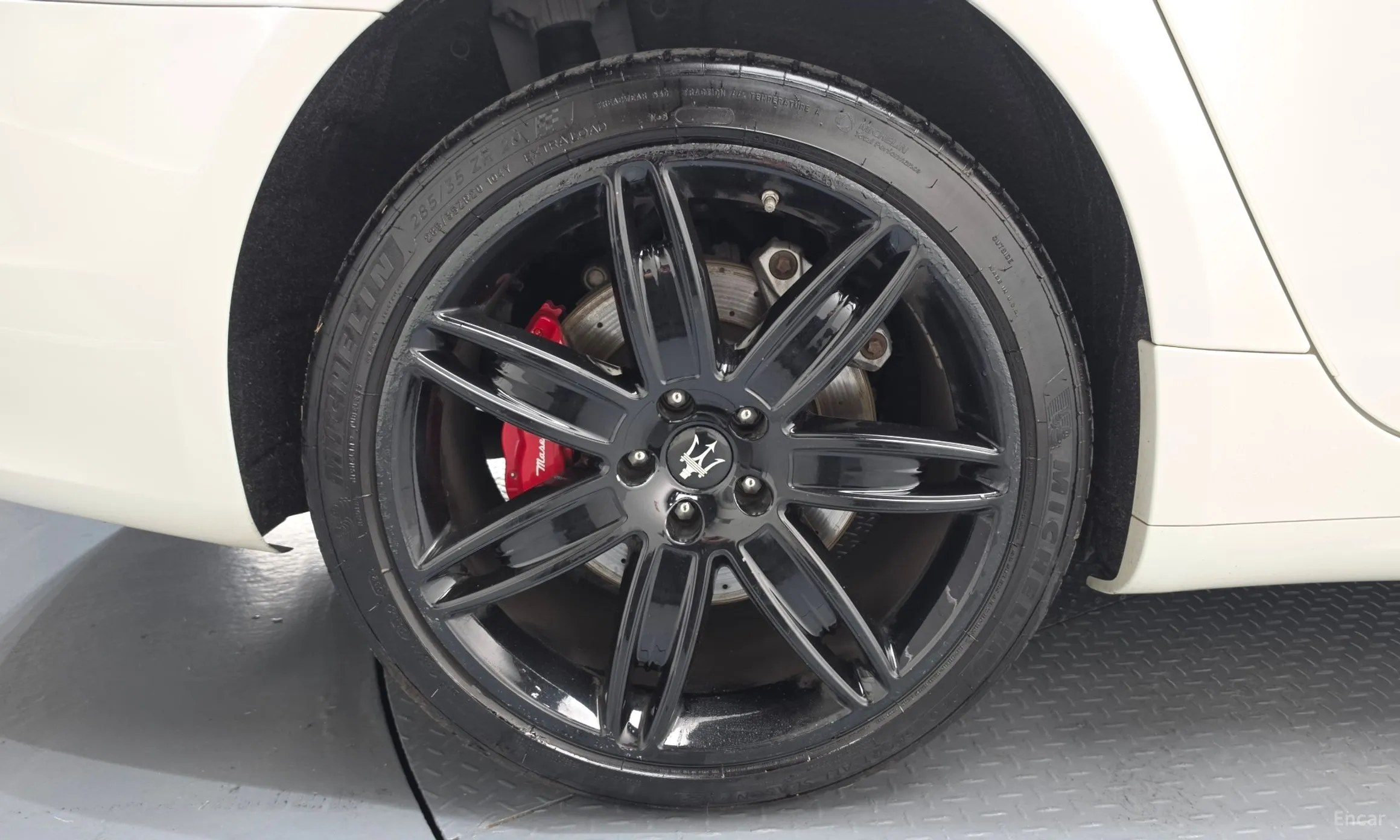 Maserati Quattroporte превью 5