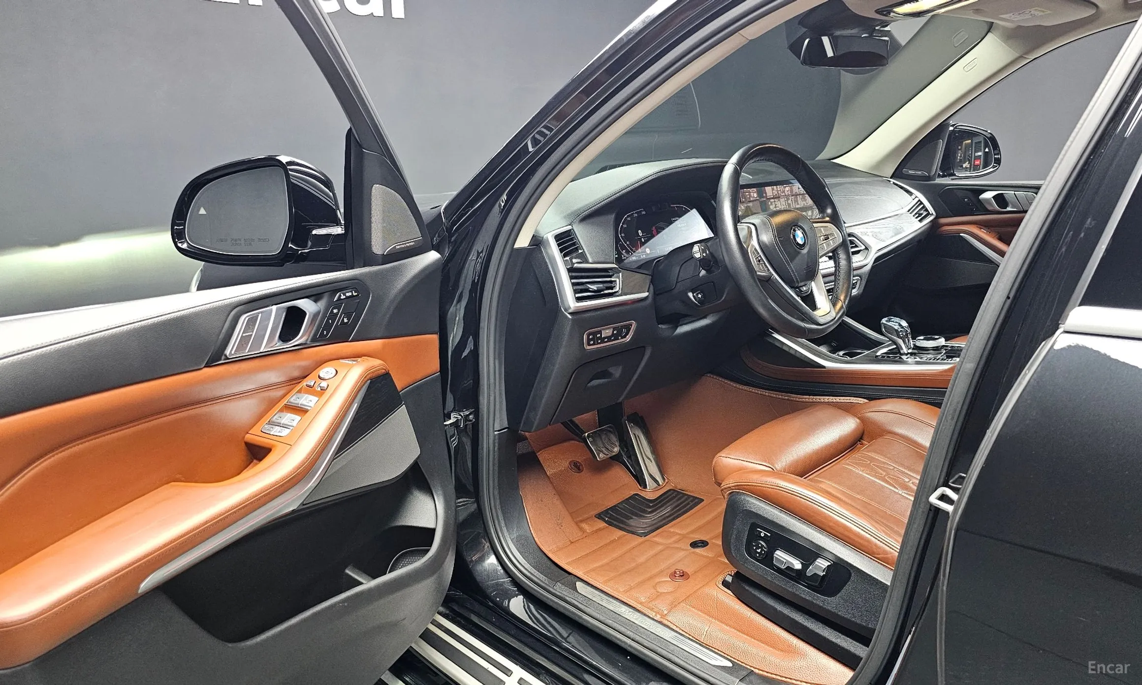BMW X7 (G07) превью 10