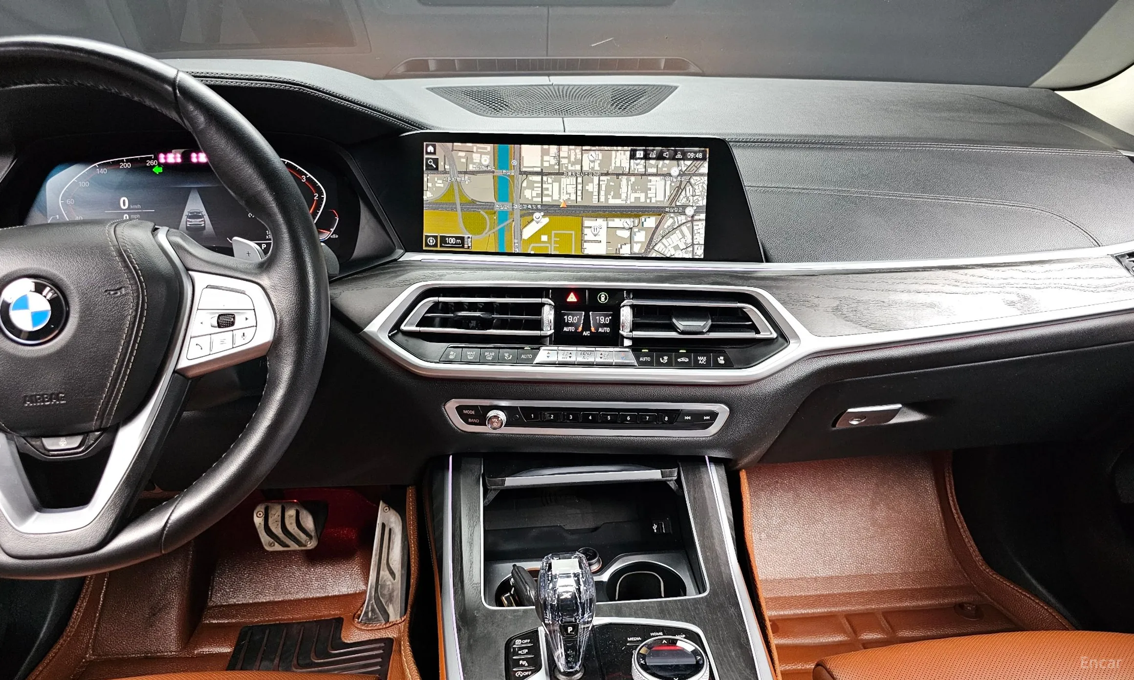 BMW X7 (G07) превью 13