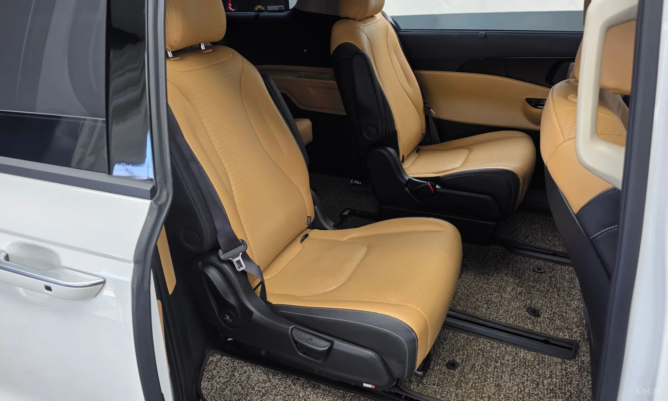 Kia Carnival Gen 4 превью 12