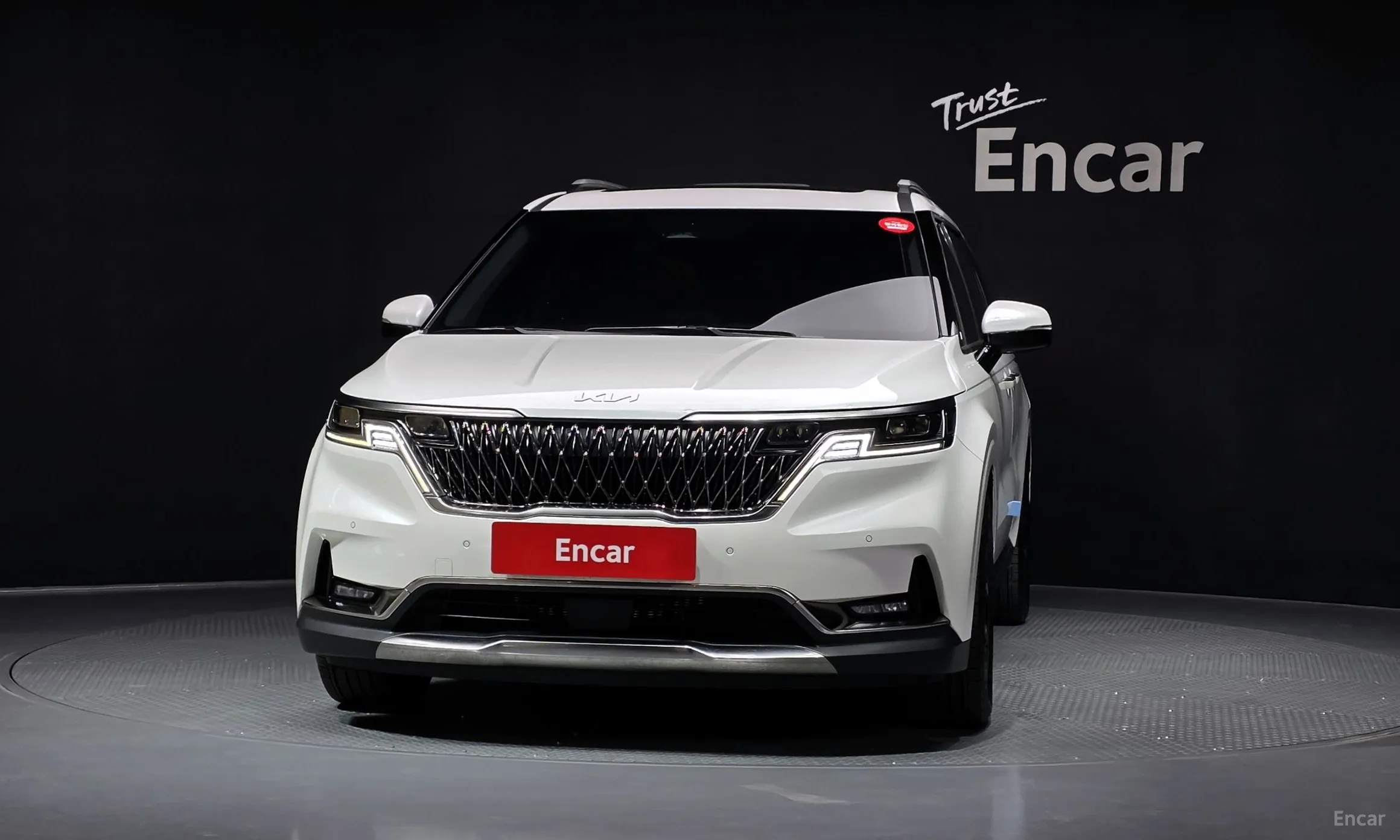 Kia Carnival Gen 4 превью 3