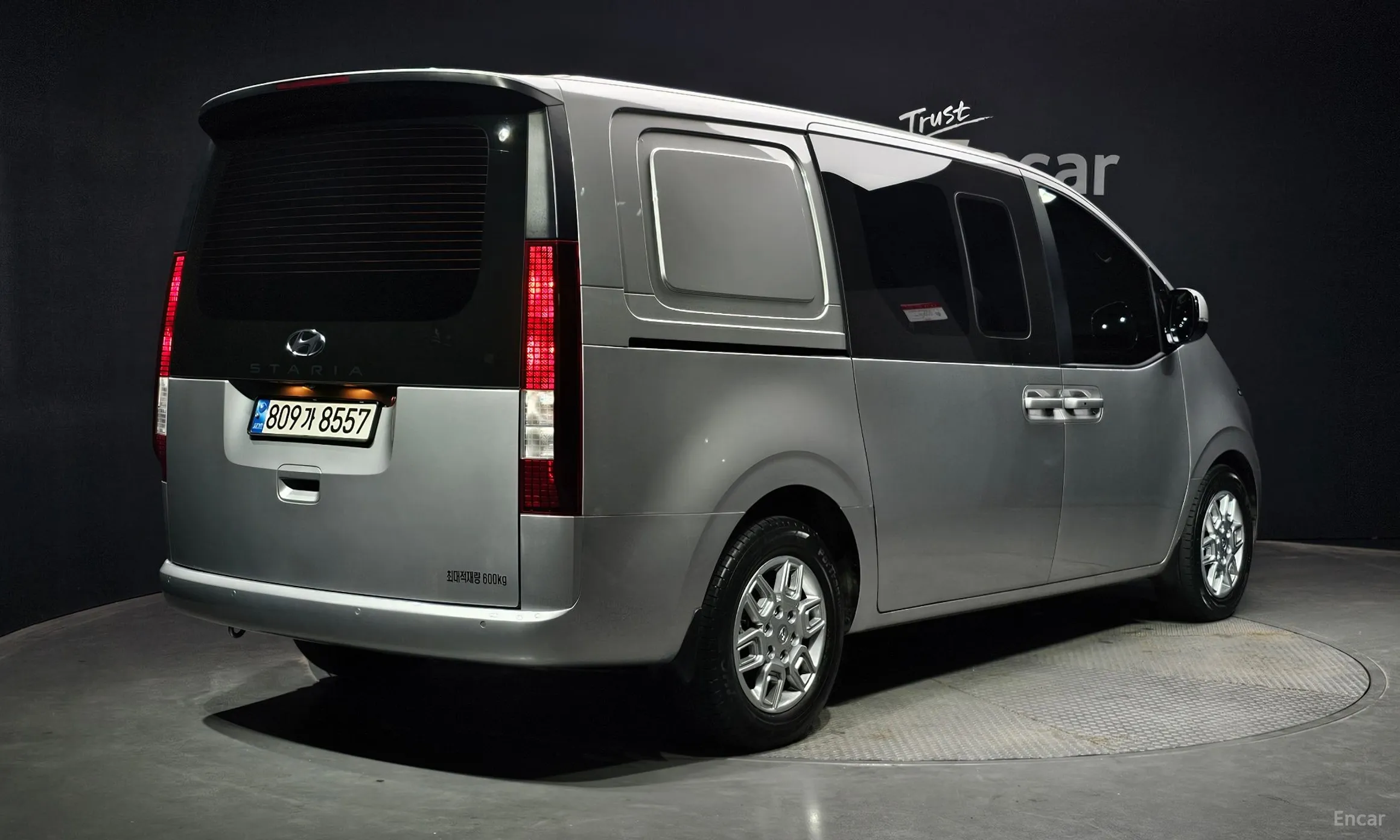 Hyundai Staria превью 2