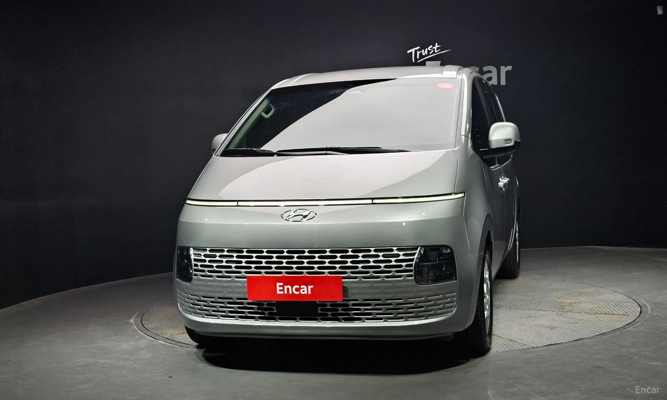 Hyundai Staria превью 3