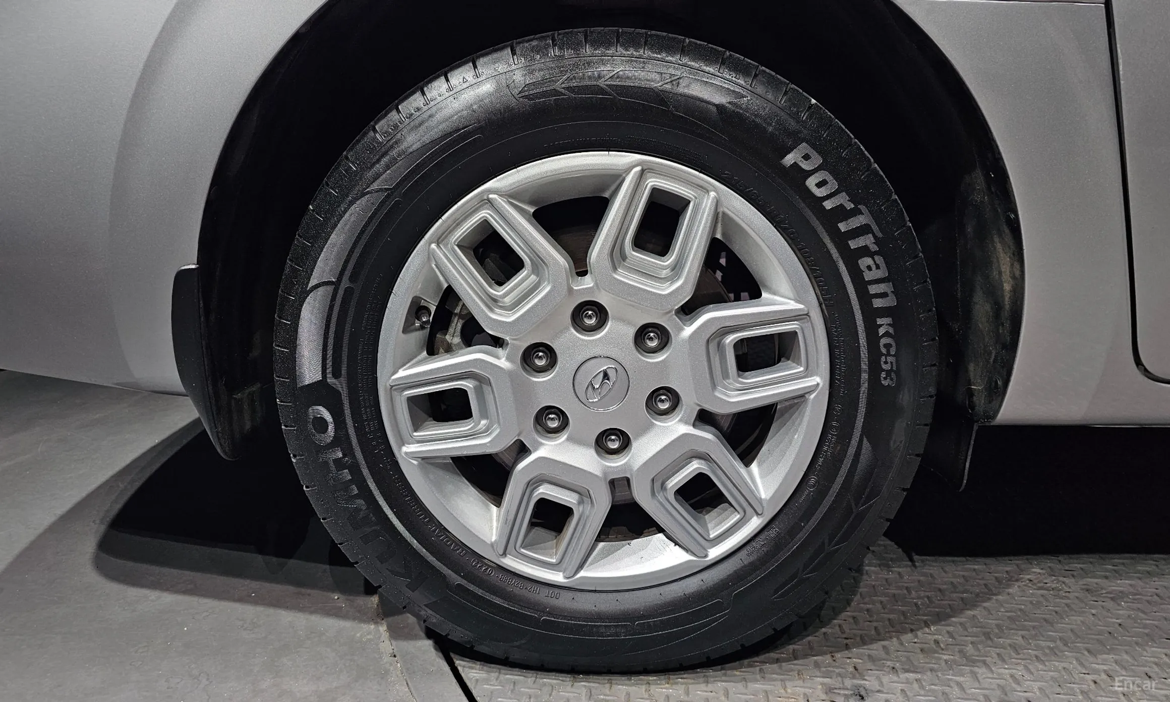 Hyundai Staria превью 5