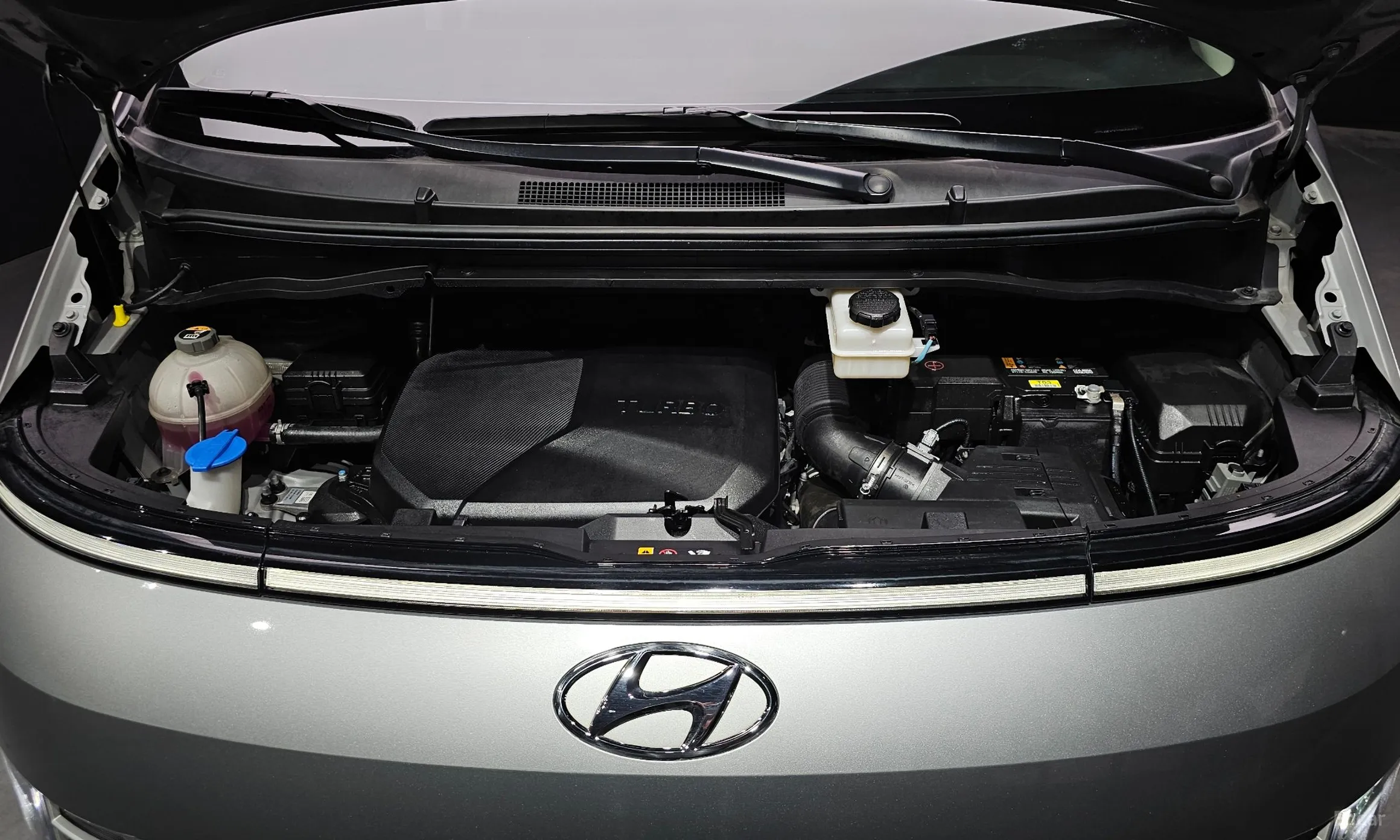 Hyundai Staria превью 6