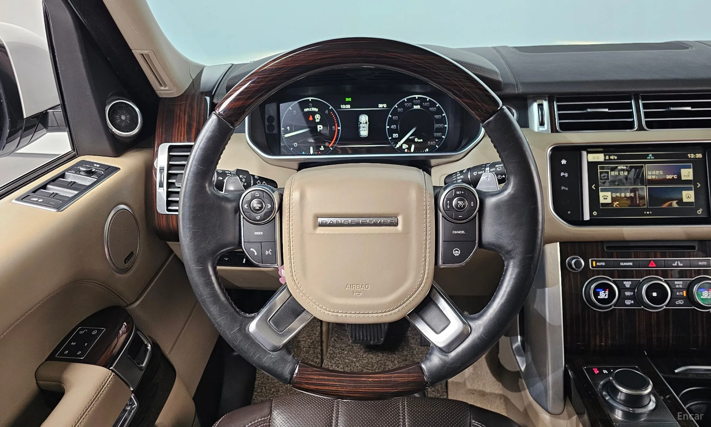Land Rover Range Rover 4th Generation превью 12