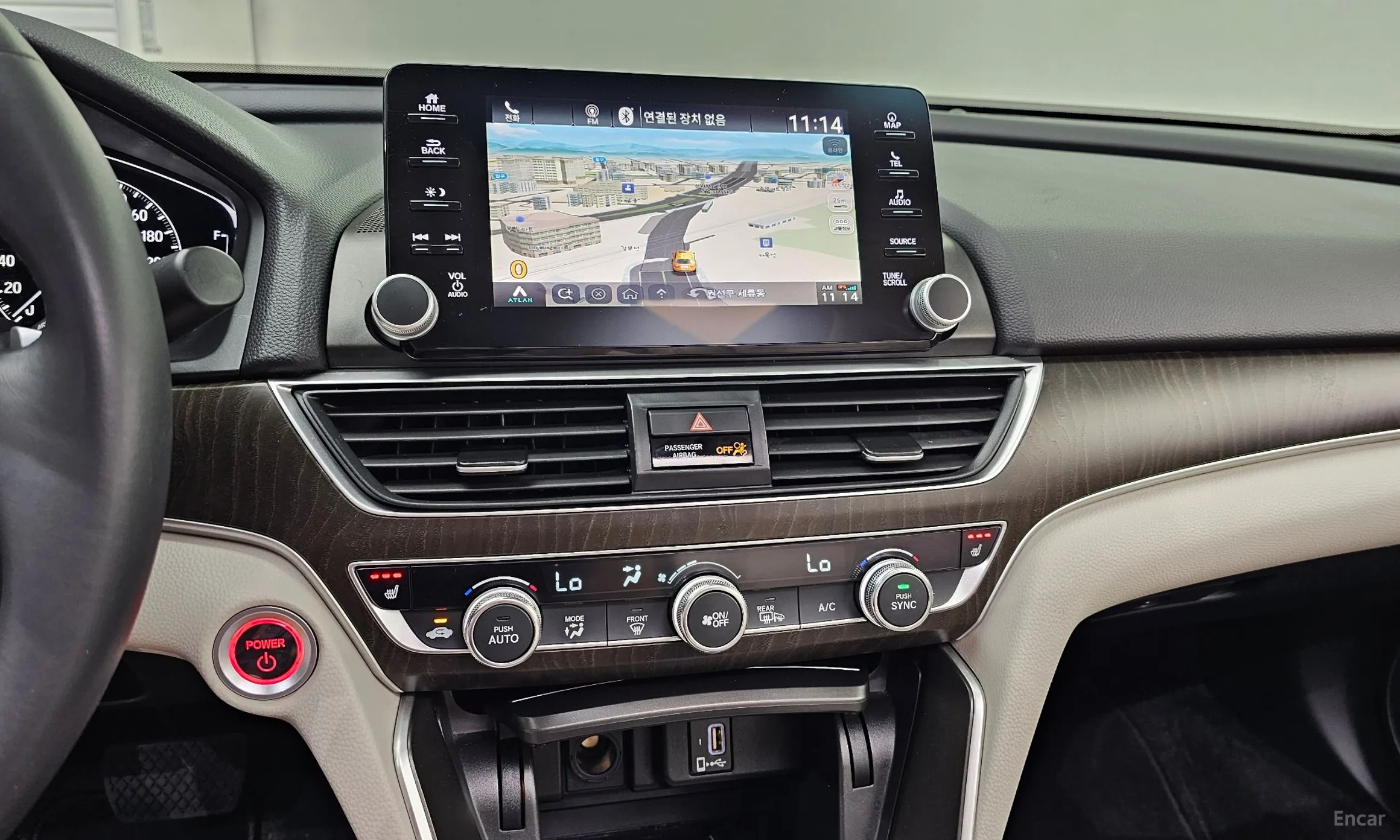 Honda Accord 10th Generation превью 14