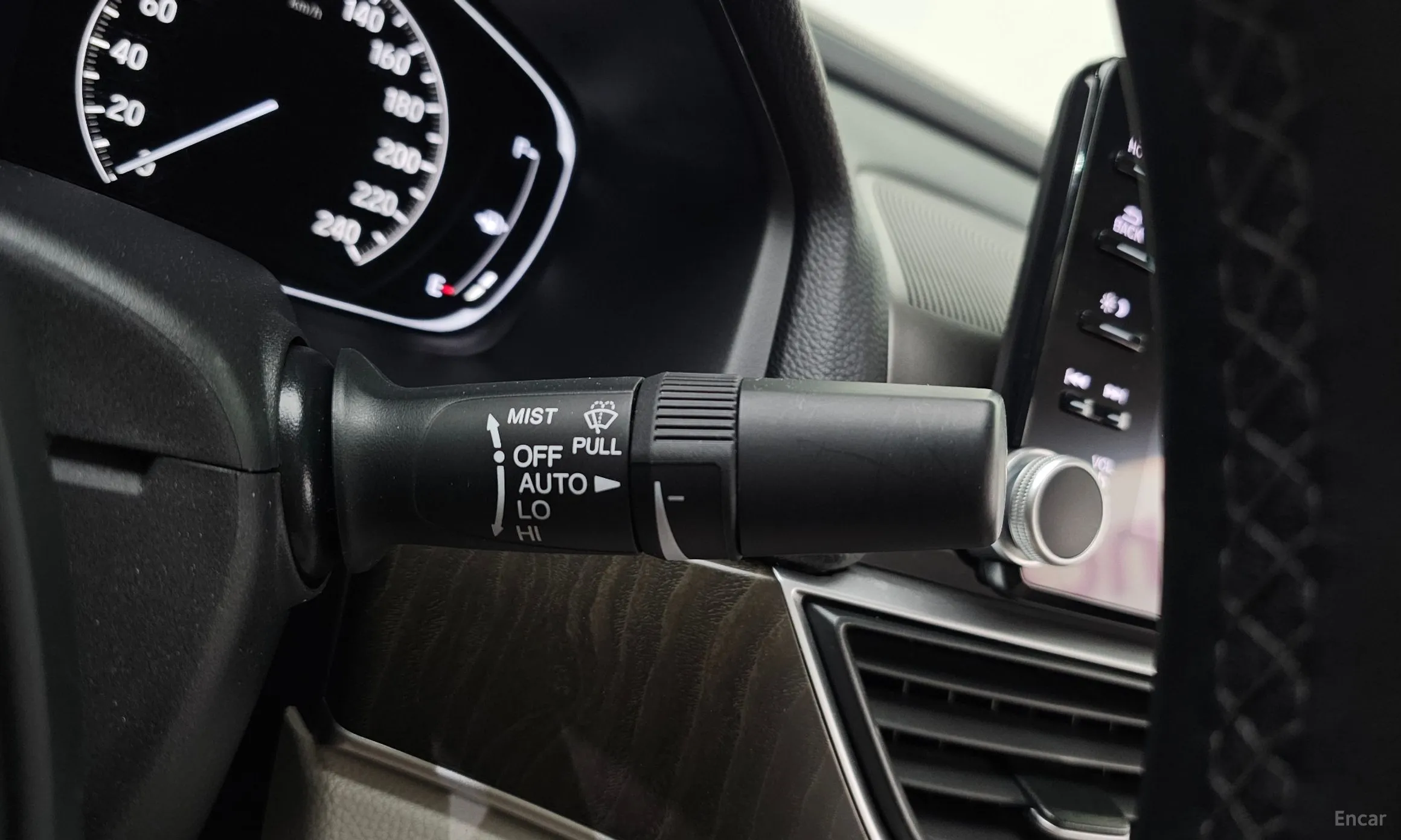 Honda Accord 10th Generation превью 17