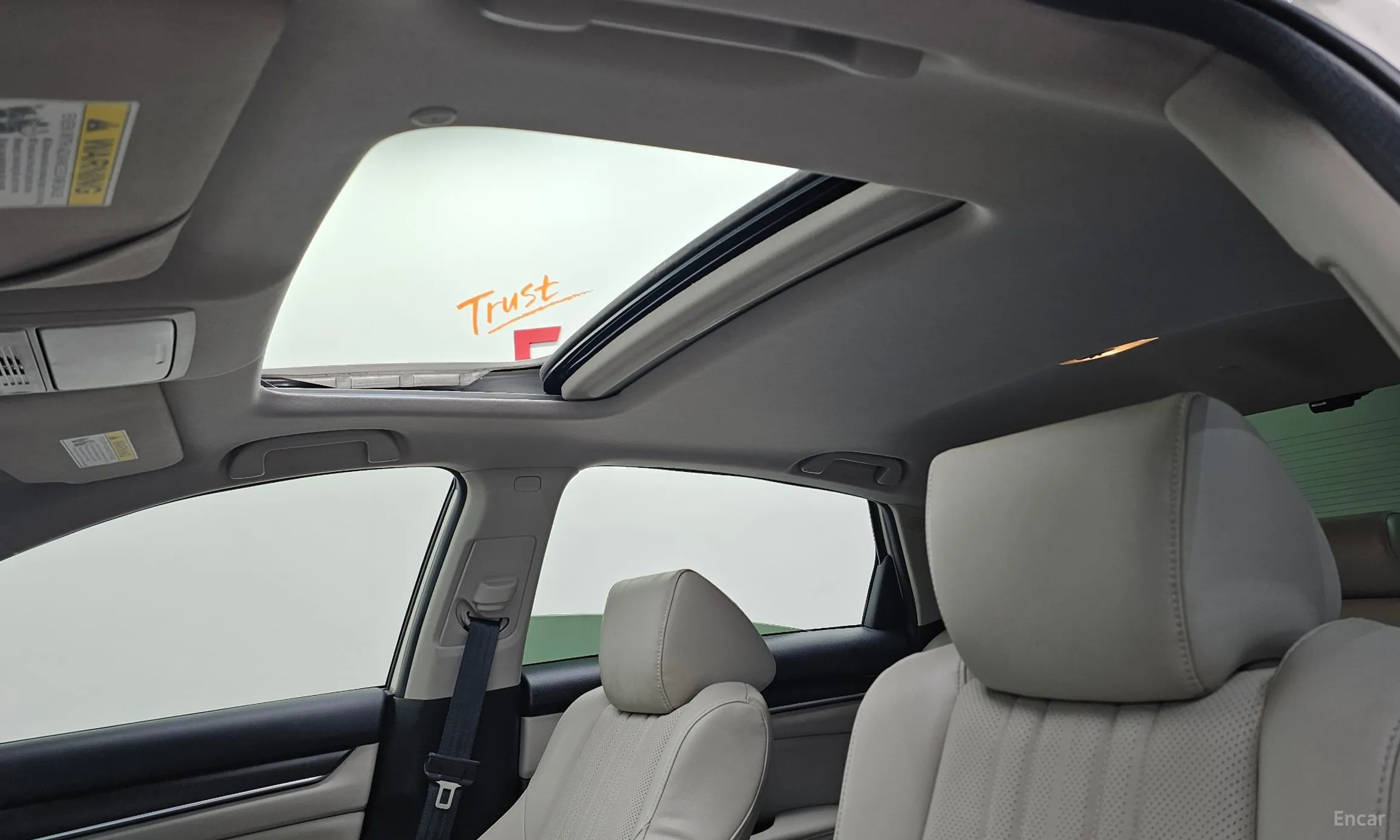 Honda Accord 10th Generation превью 19