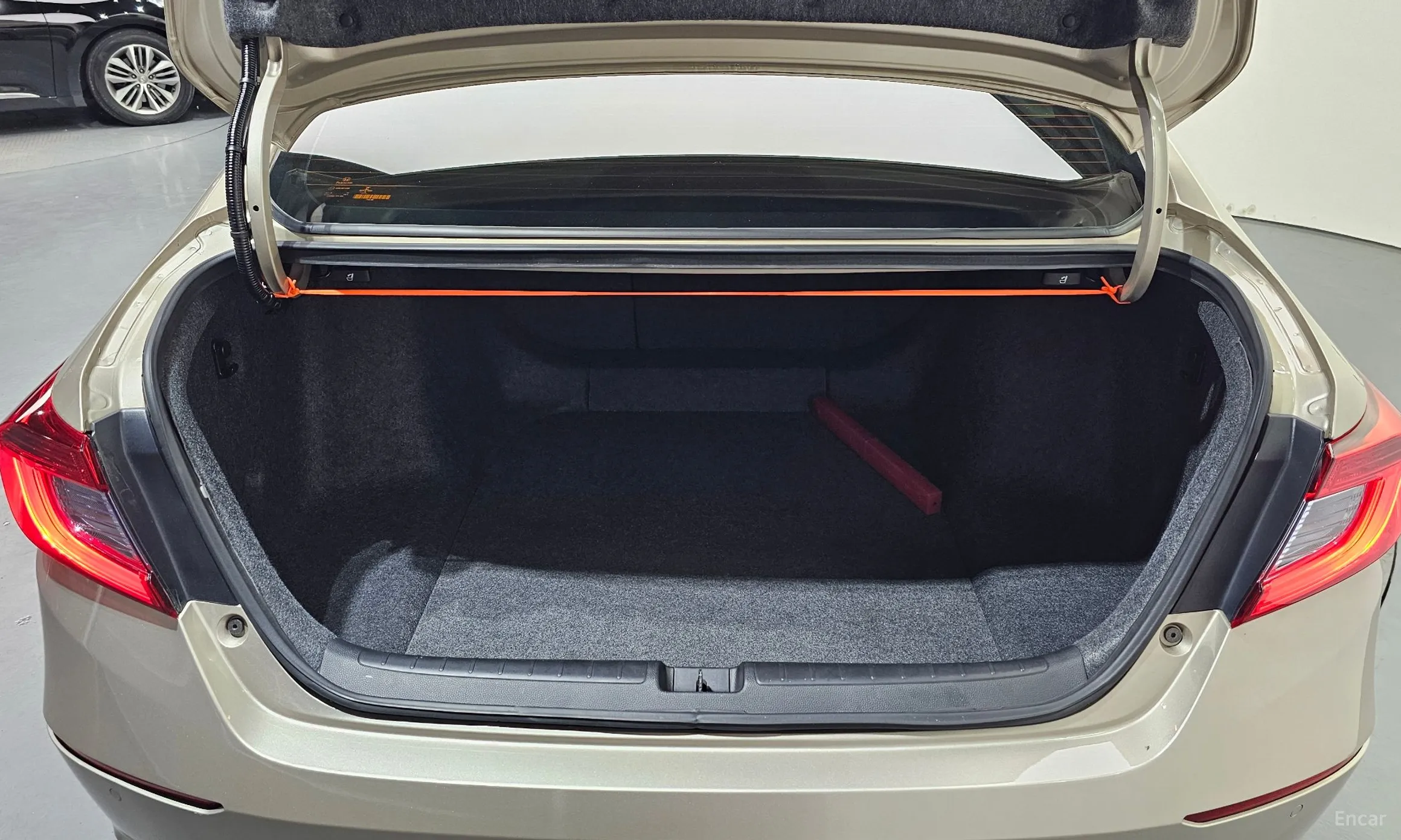Honda Accord 10th Generation превью 20