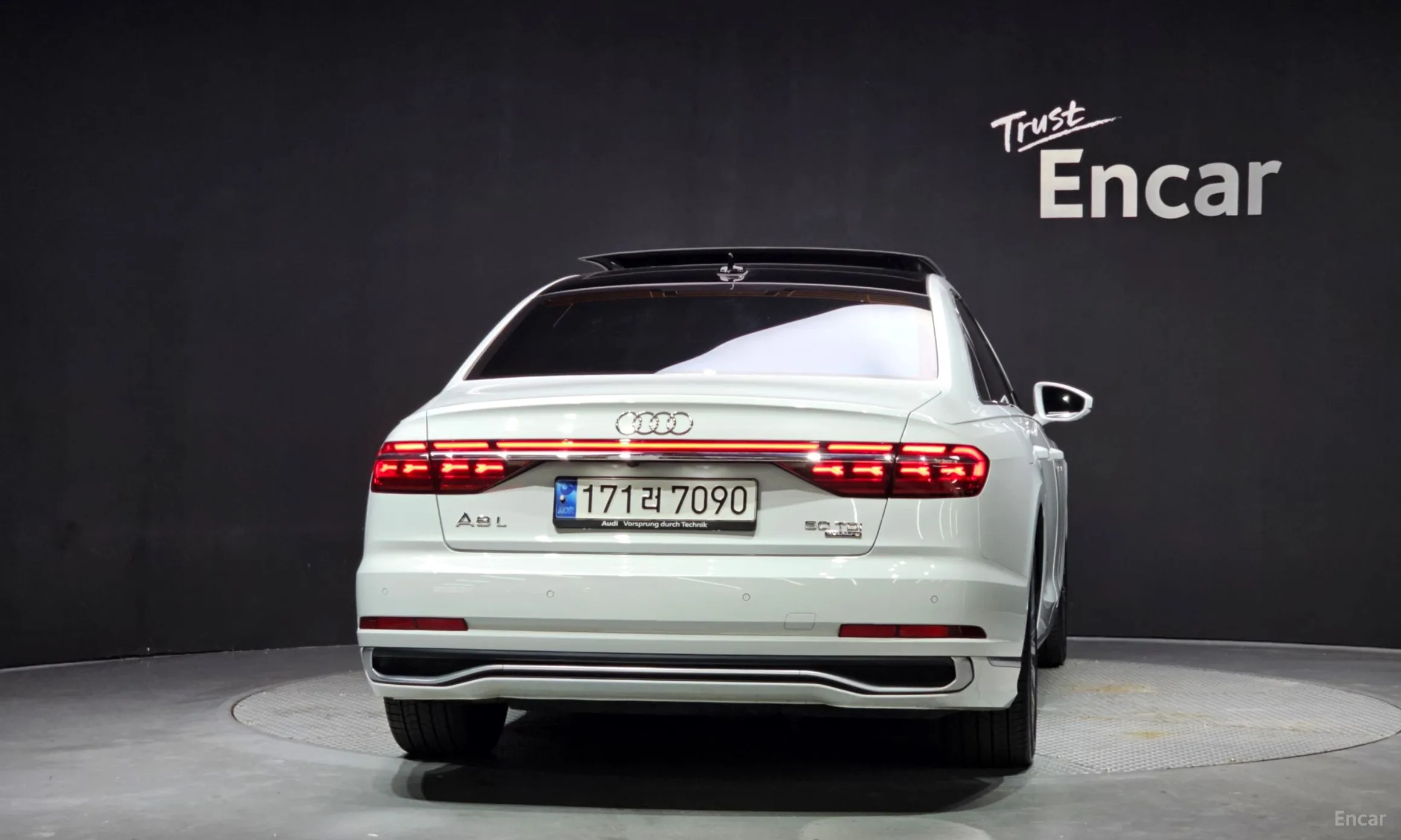 Audi A8 (D5) превью 4