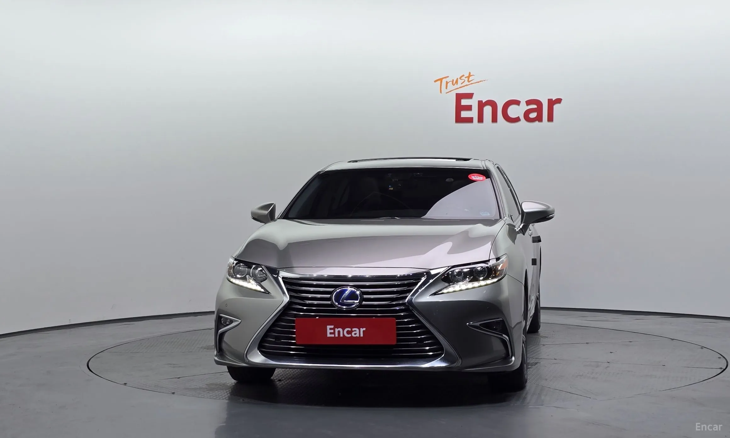 Lexus New ES300h превью 3