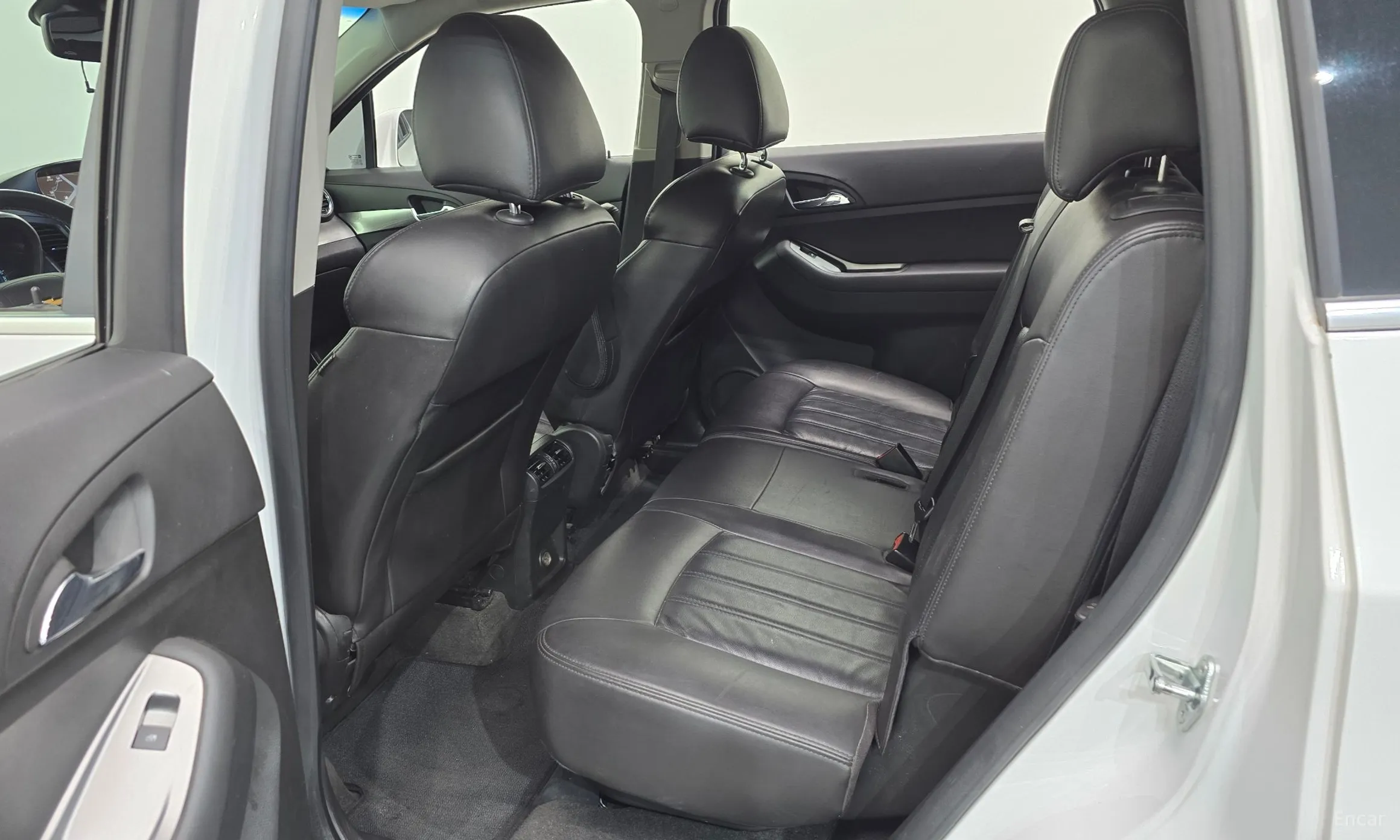 Chevrolet (GM Daewoo) Orlando превью 11
