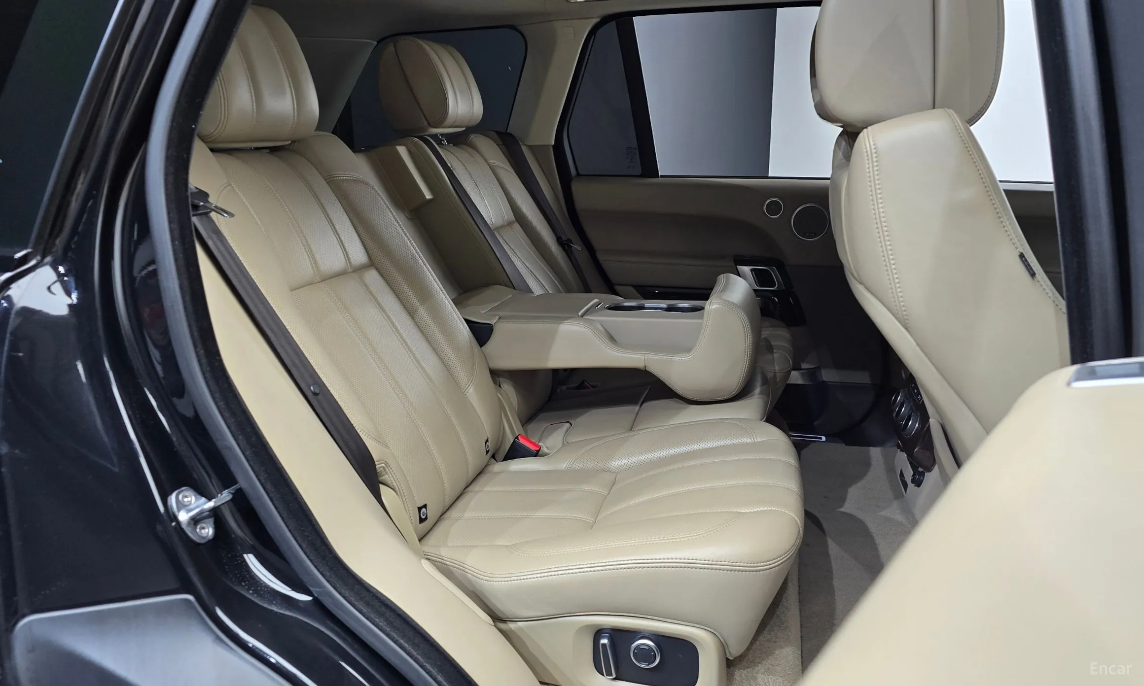 Land Rover Range Rover 4th Generation превью 11