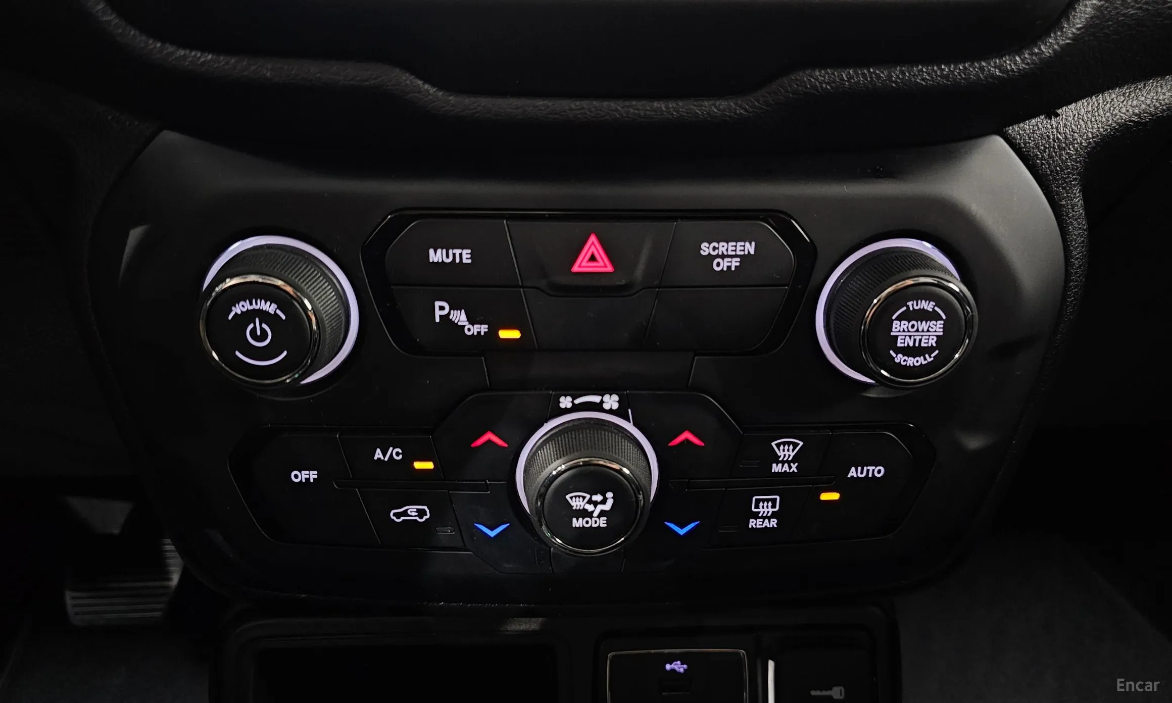 Jeep Renegade превью 18