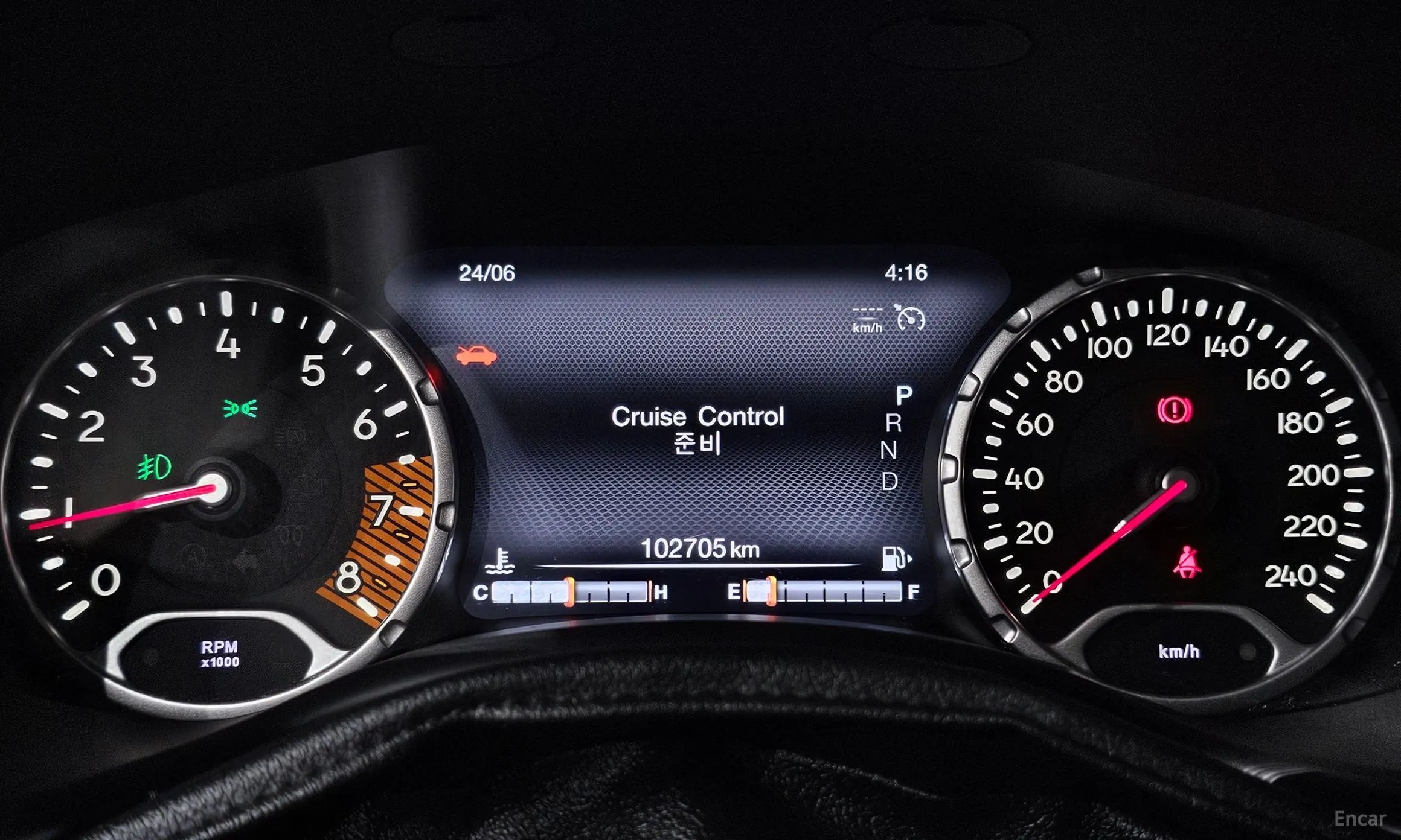Jeep Renegade превью 8