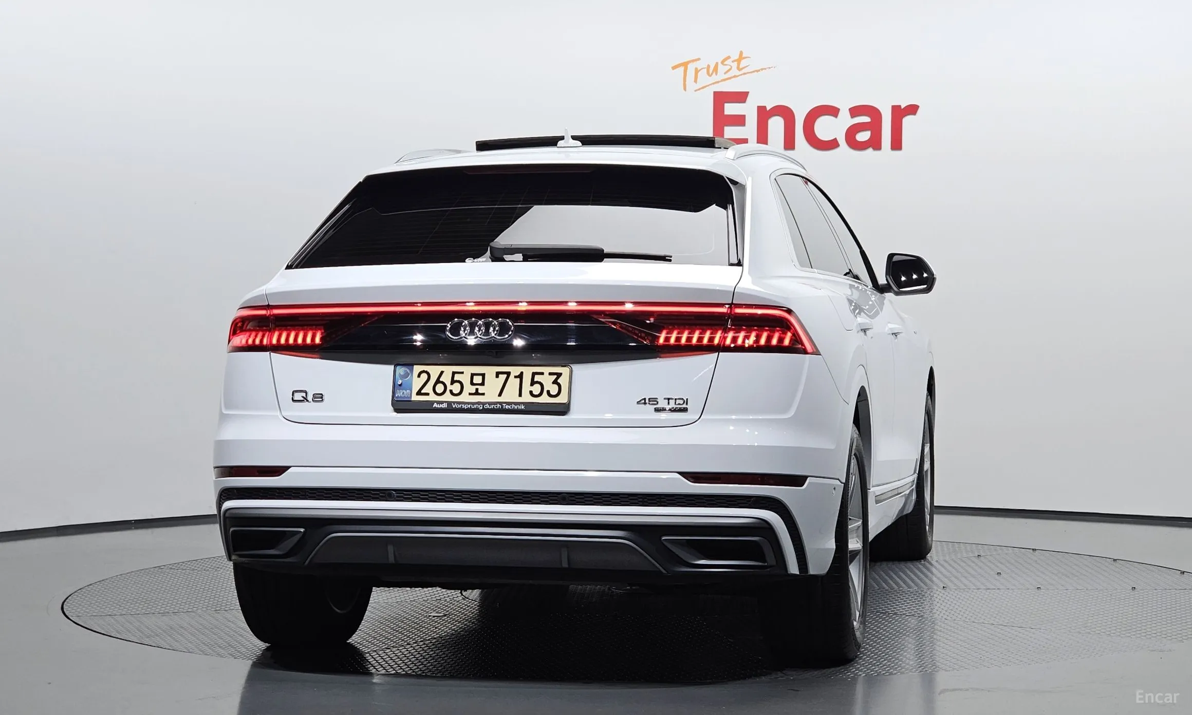Audi Q8 (4M) превью 4
