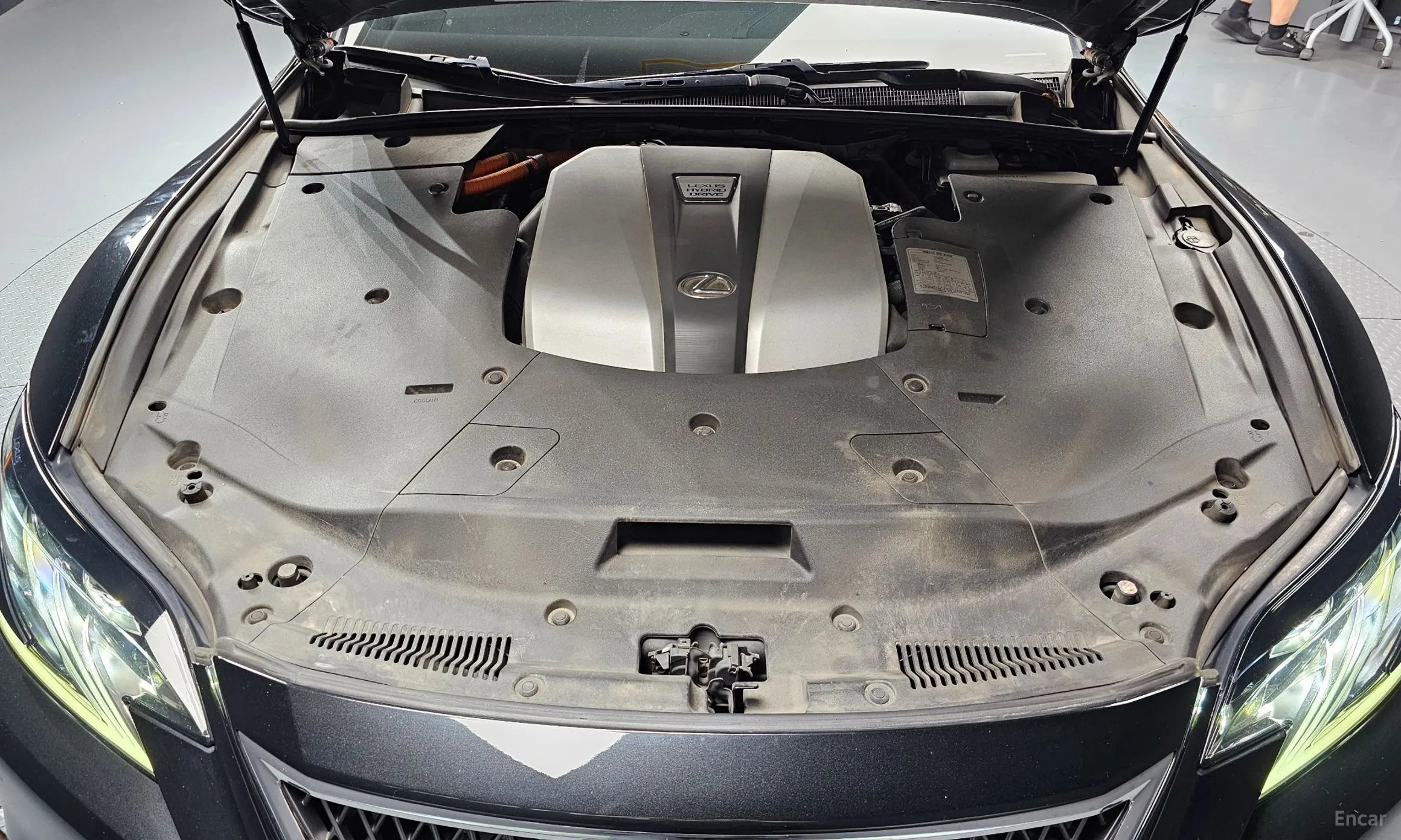 Lexus LS500h Gen 5 превью 6