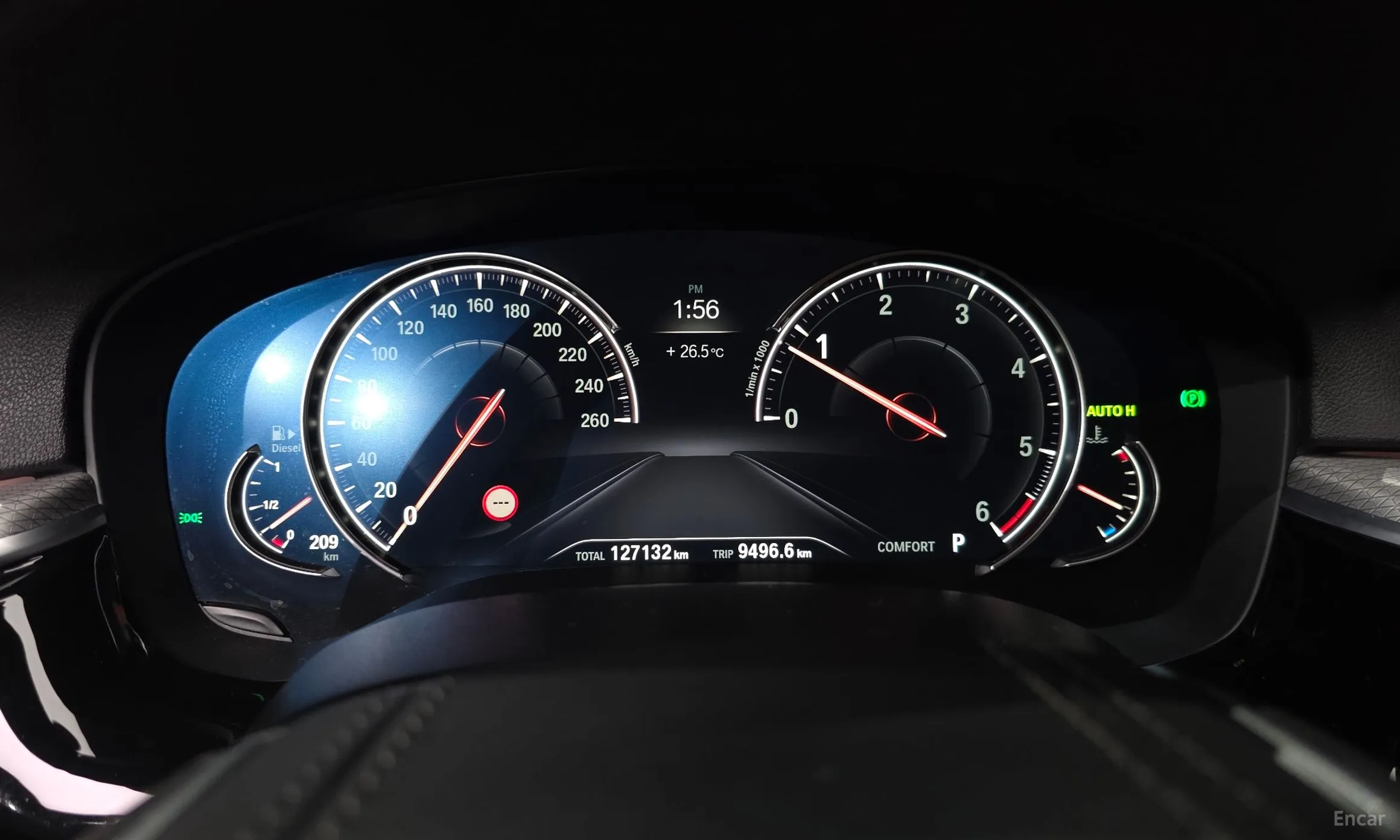 BMW 5 Series (G30) превью 8
