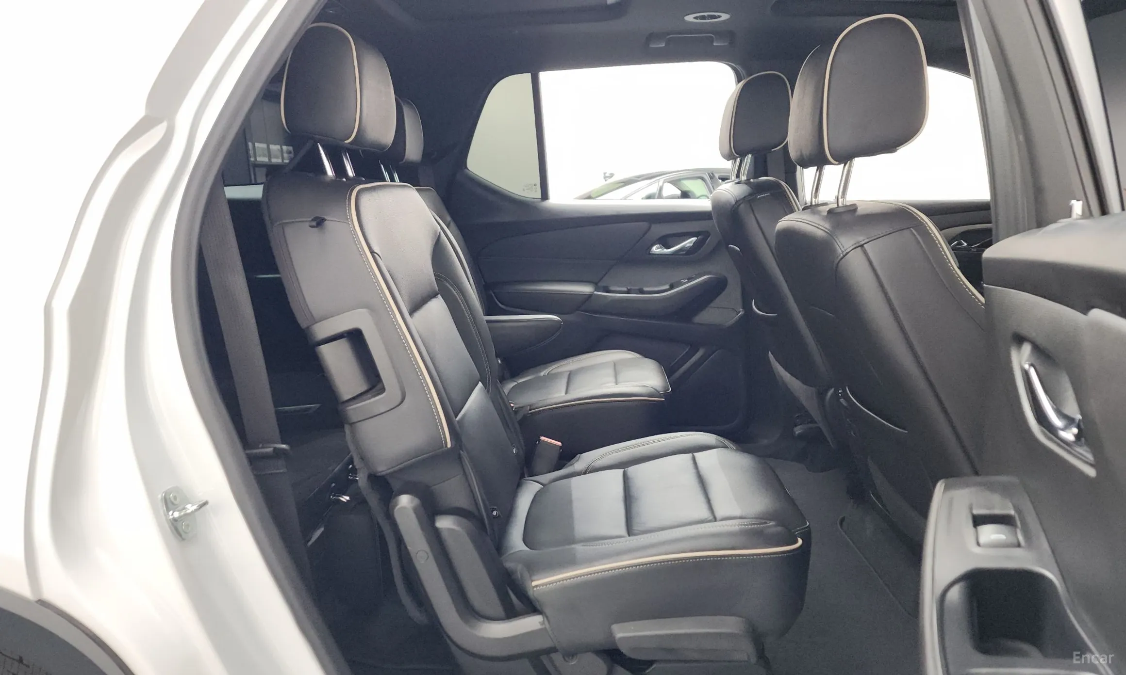 Chevrolet (GM Daewoo) Traverse превью 11