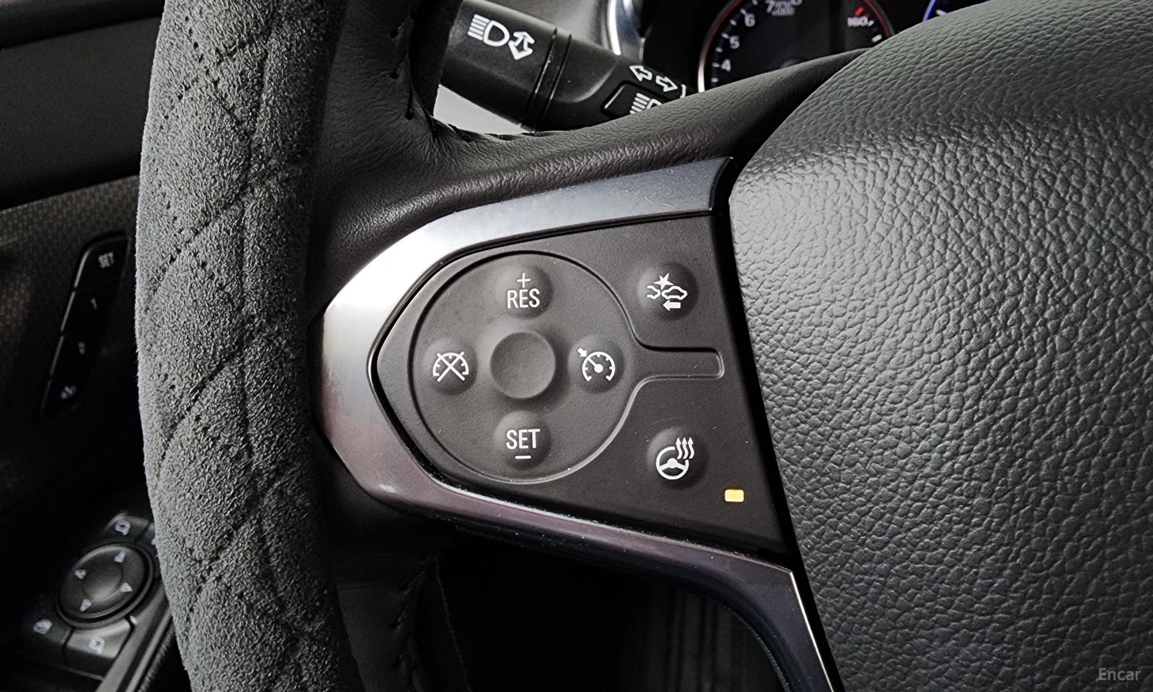 Chevrolet (GM Daewoo) Traverse превью 17