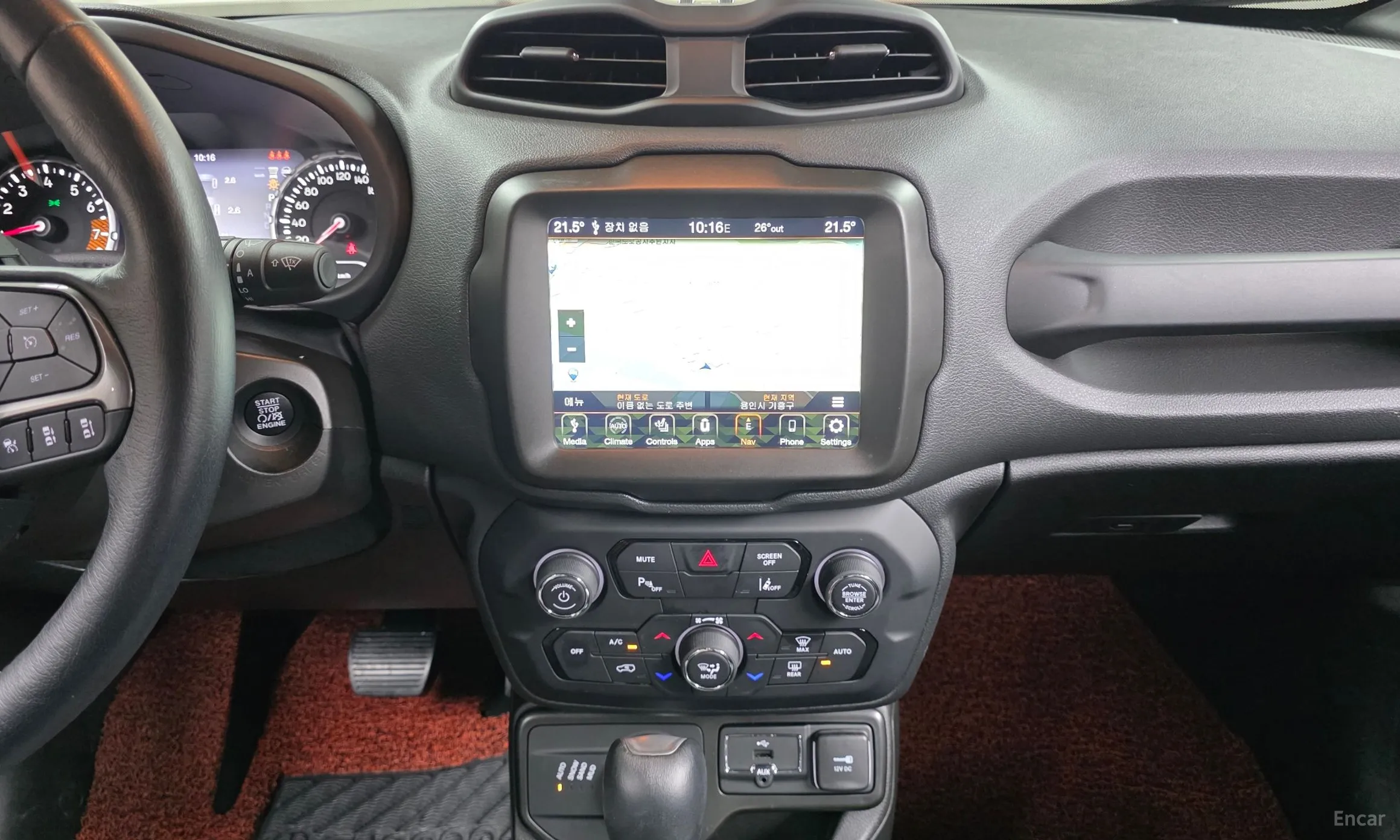 Jeep Renegade превью 11