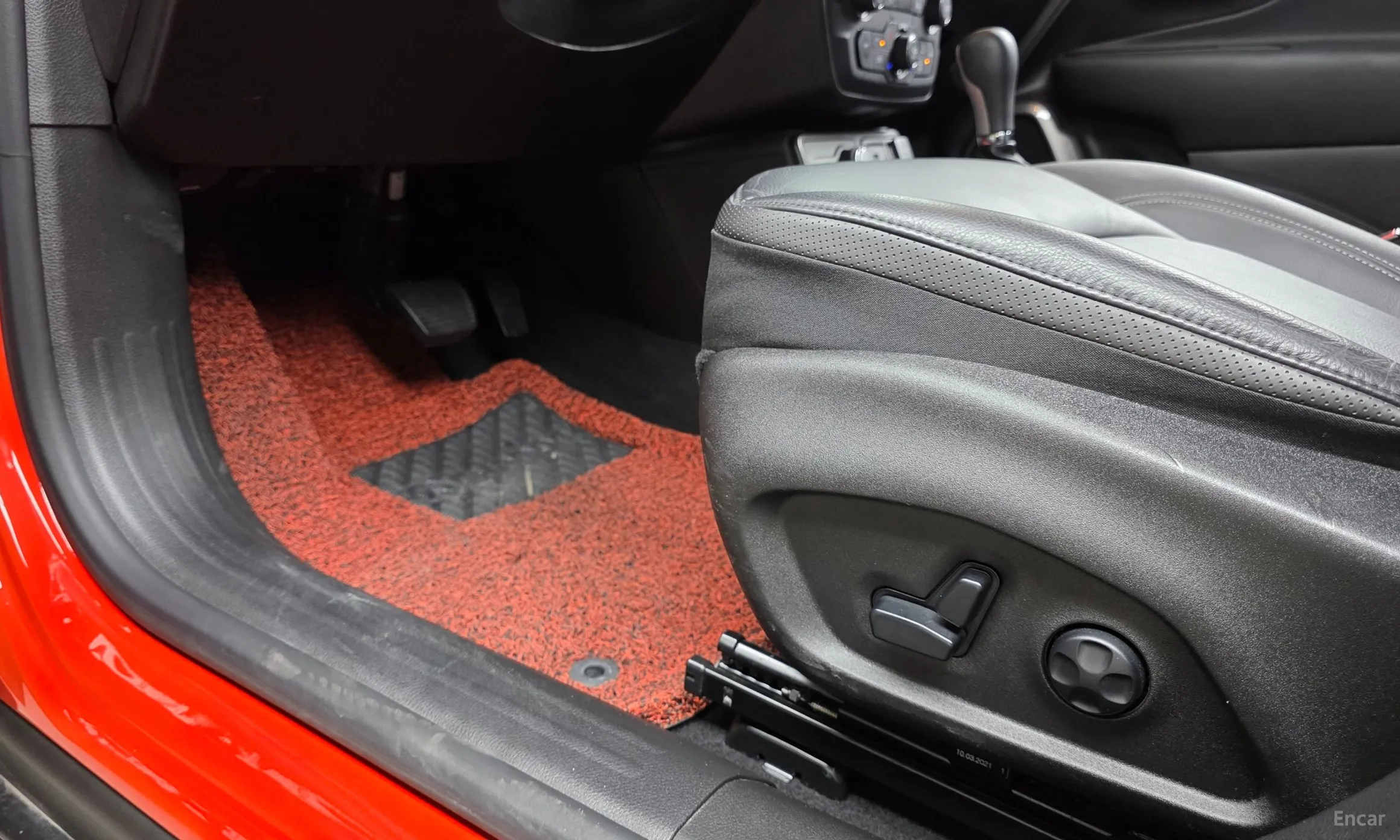 Jeep Renegade превью 16