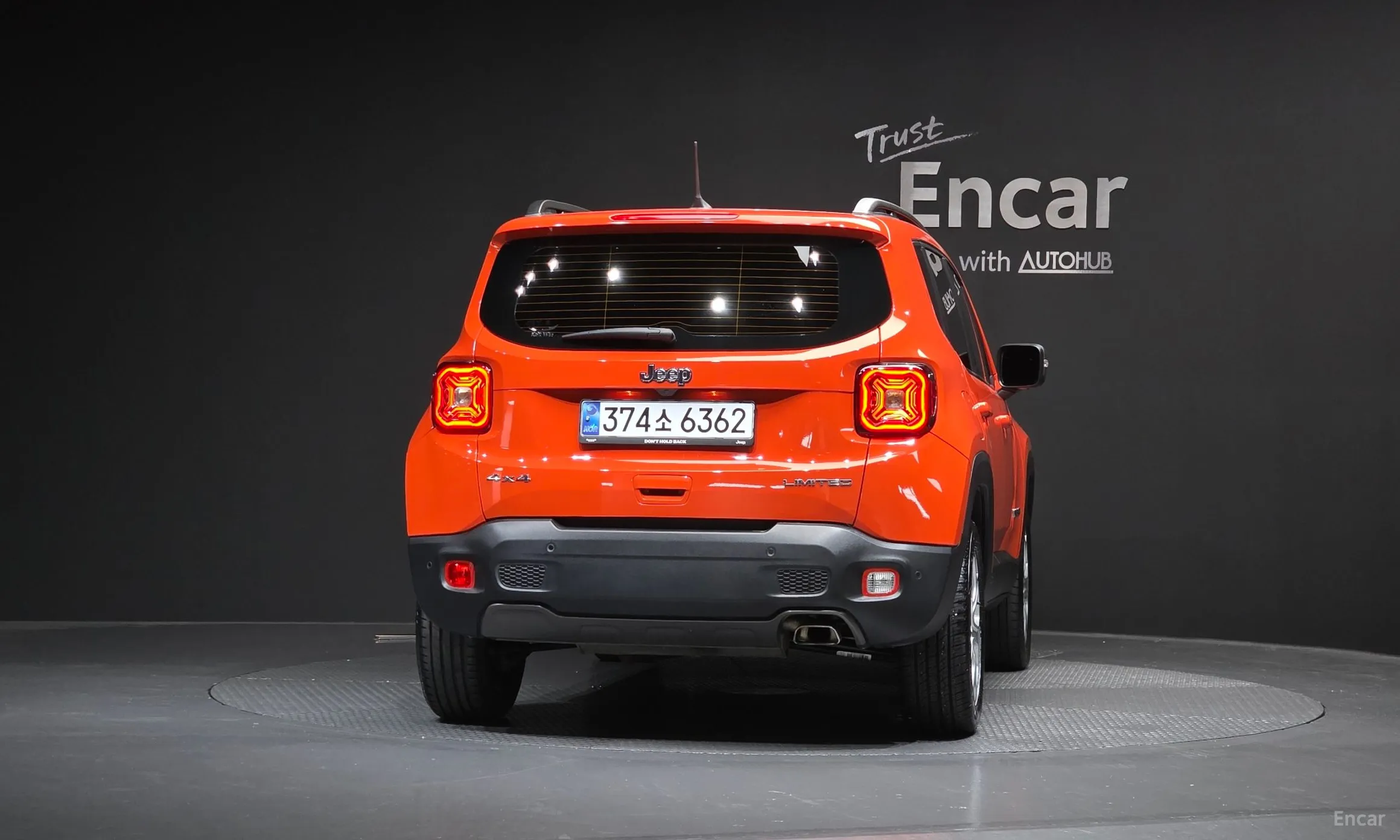 Jeep Renegade превью 4