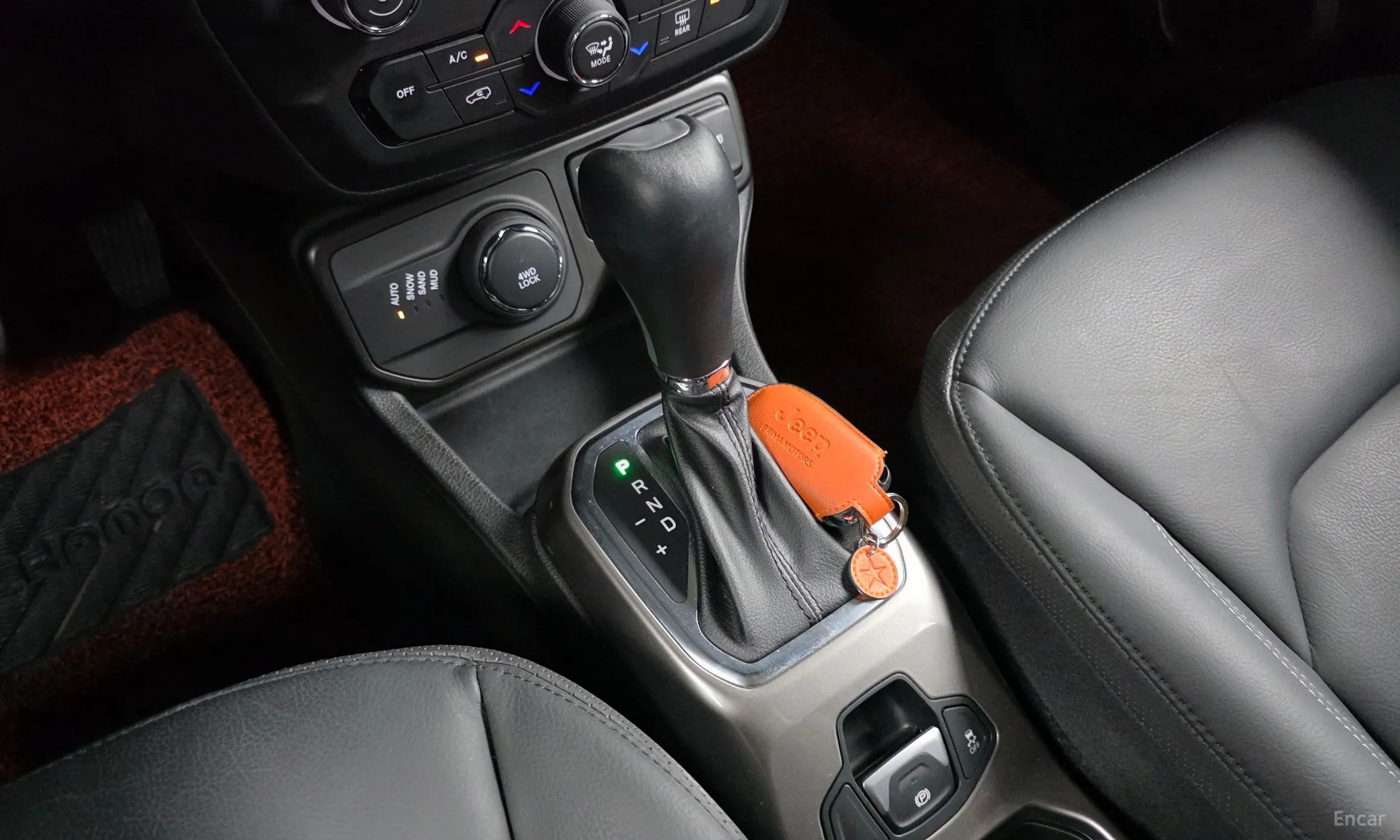 Jeep Renegade превью 9
