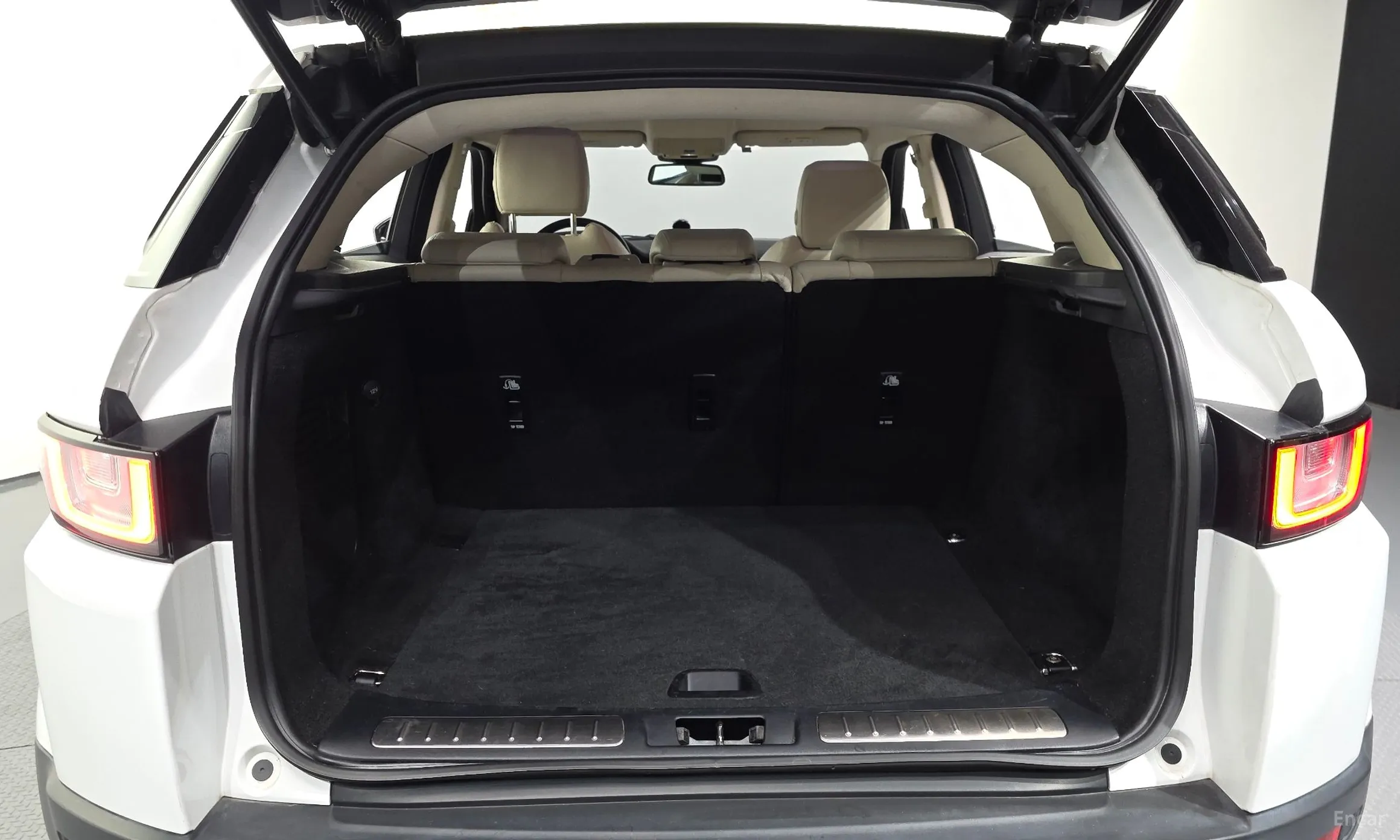 Land Rover Range Rover Evoque превью 20