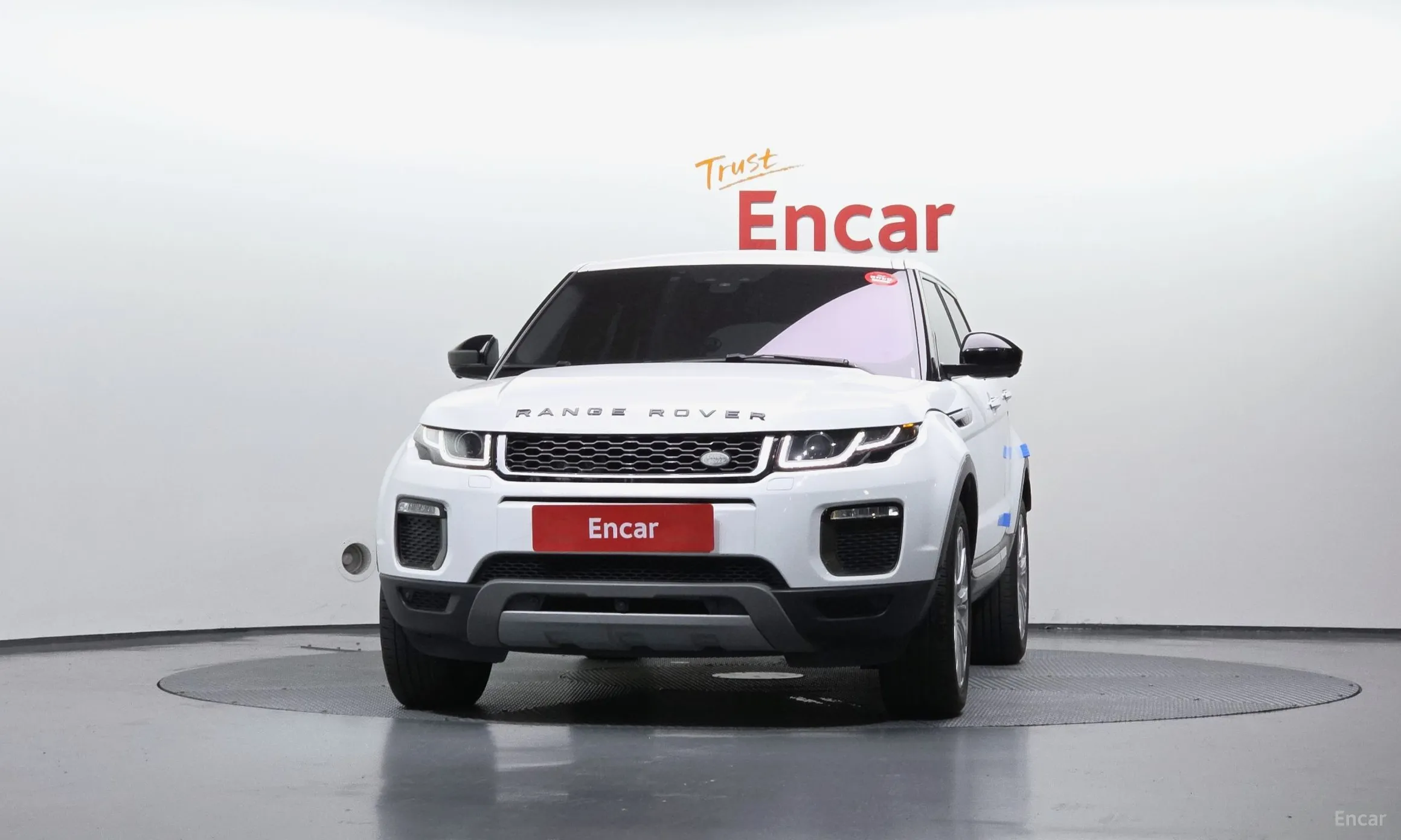 Land Rover Range Rover Evoque превью 3