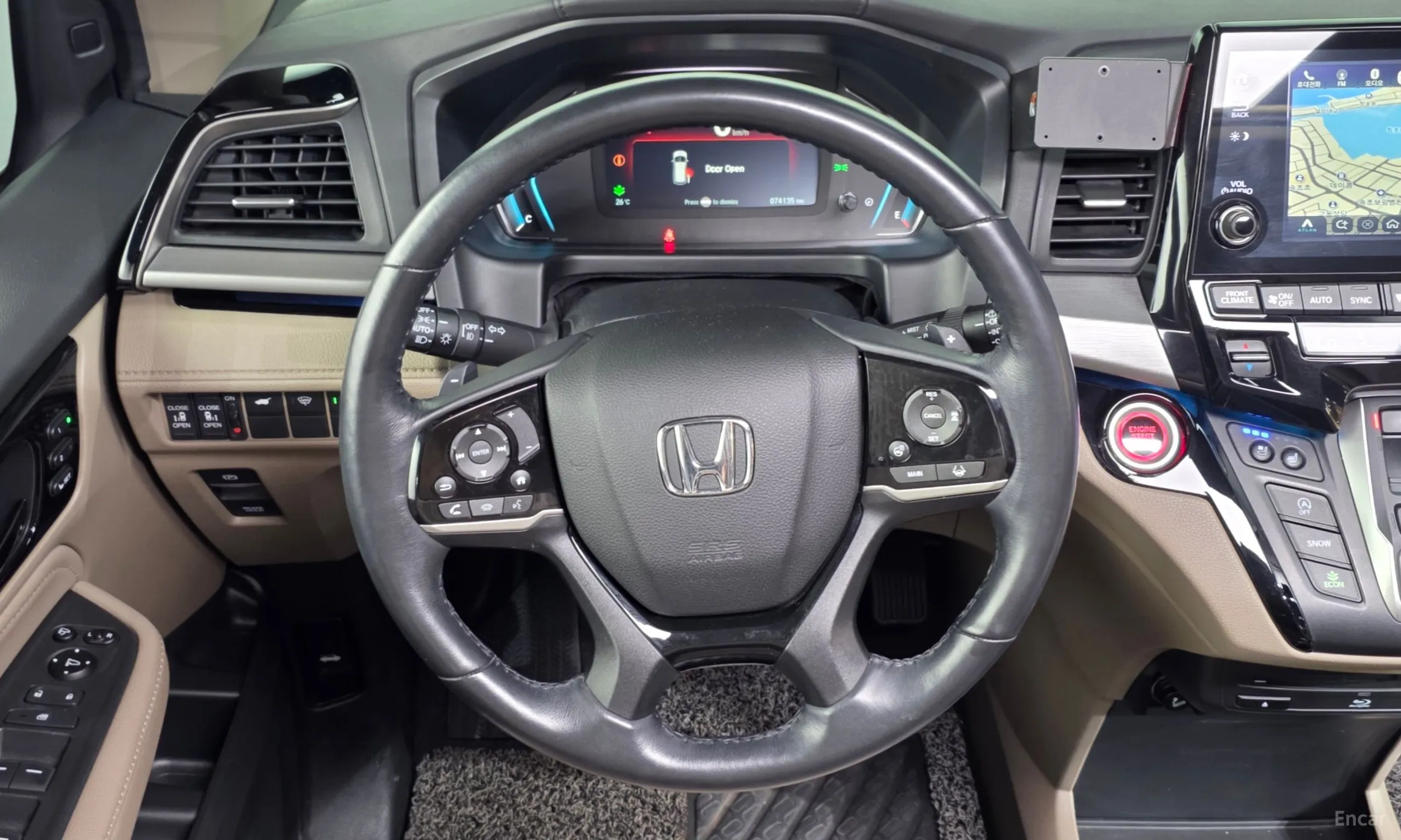 Honda Odyssey превью 13