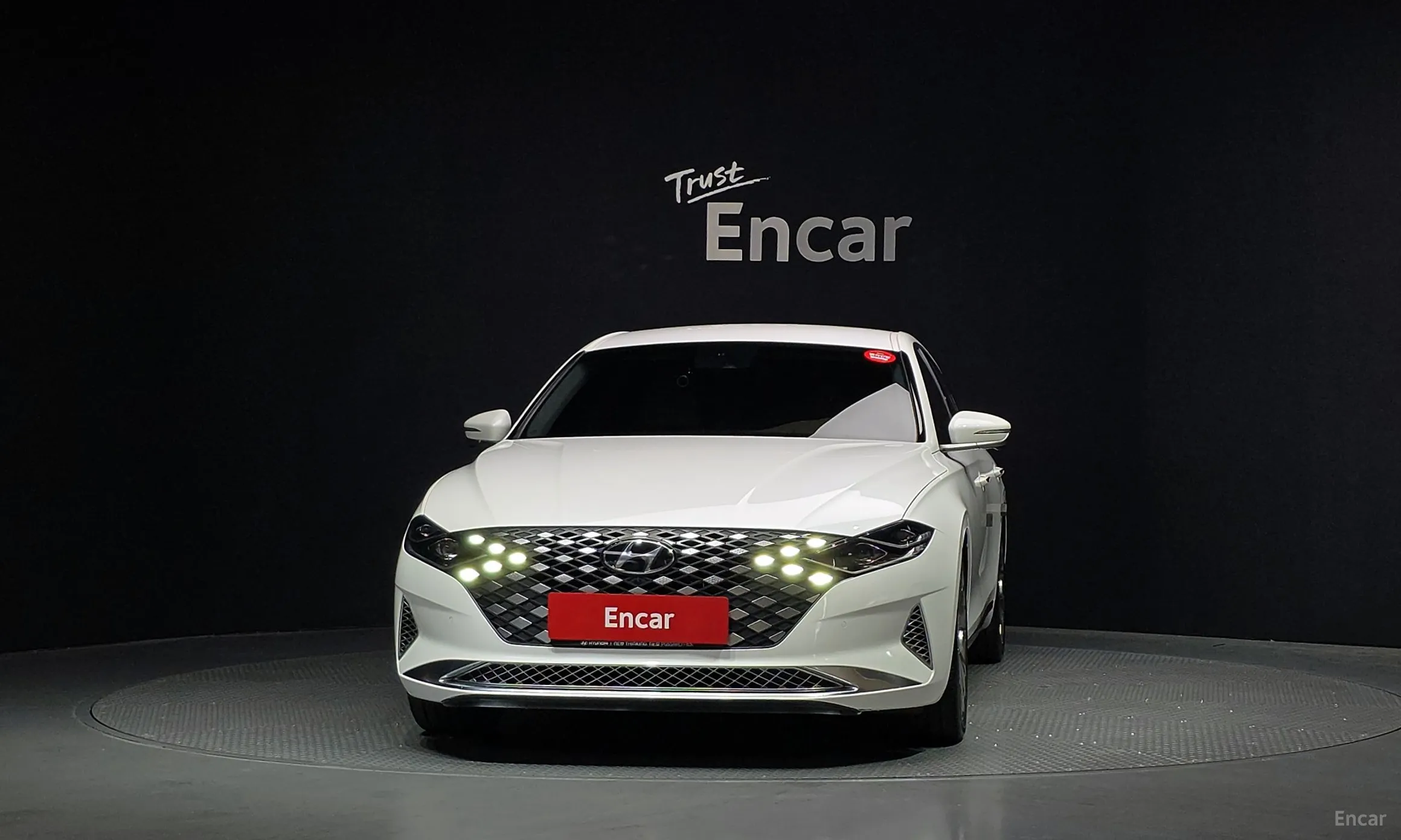 Hyundai Grandeur IG превью 3