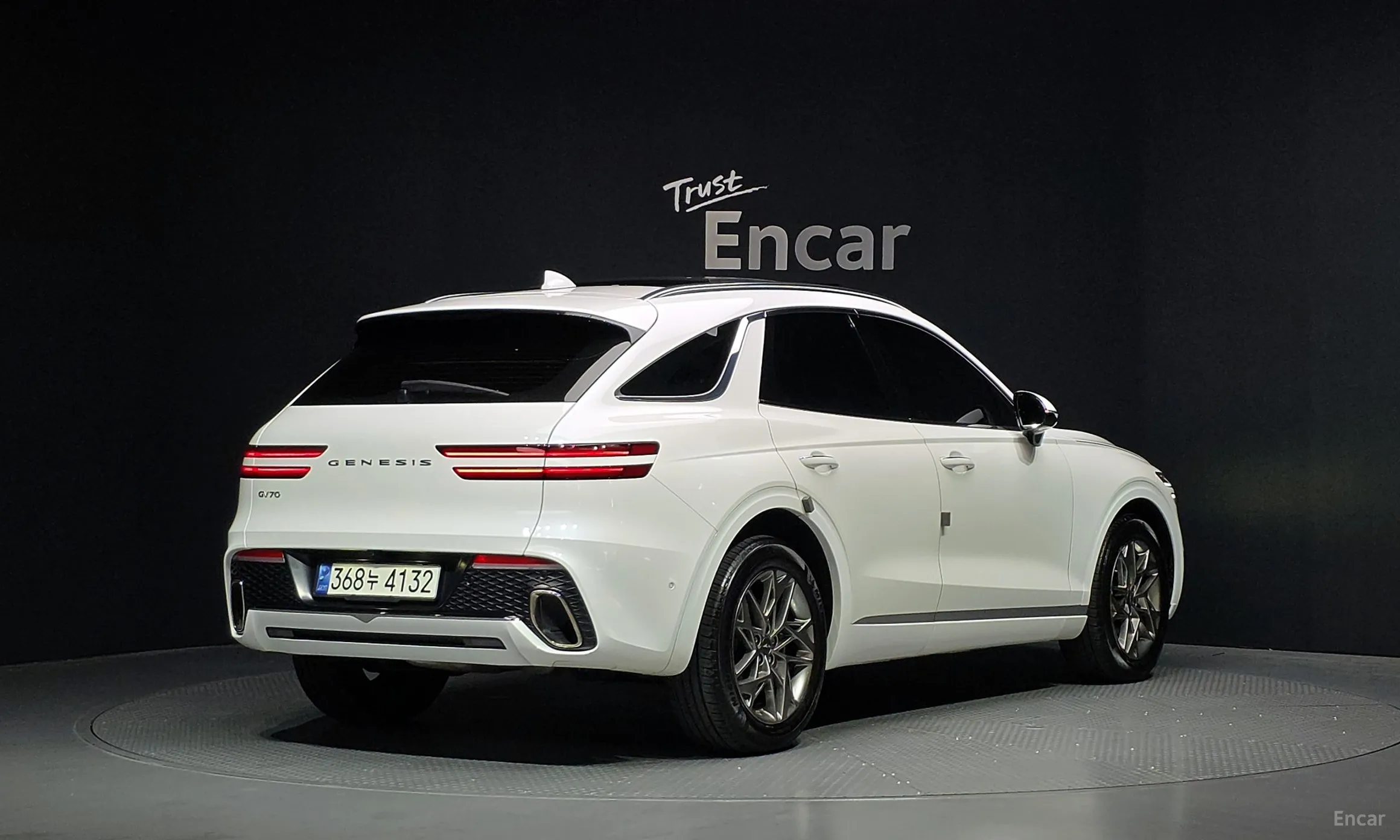 Genesis GV70 превью 2