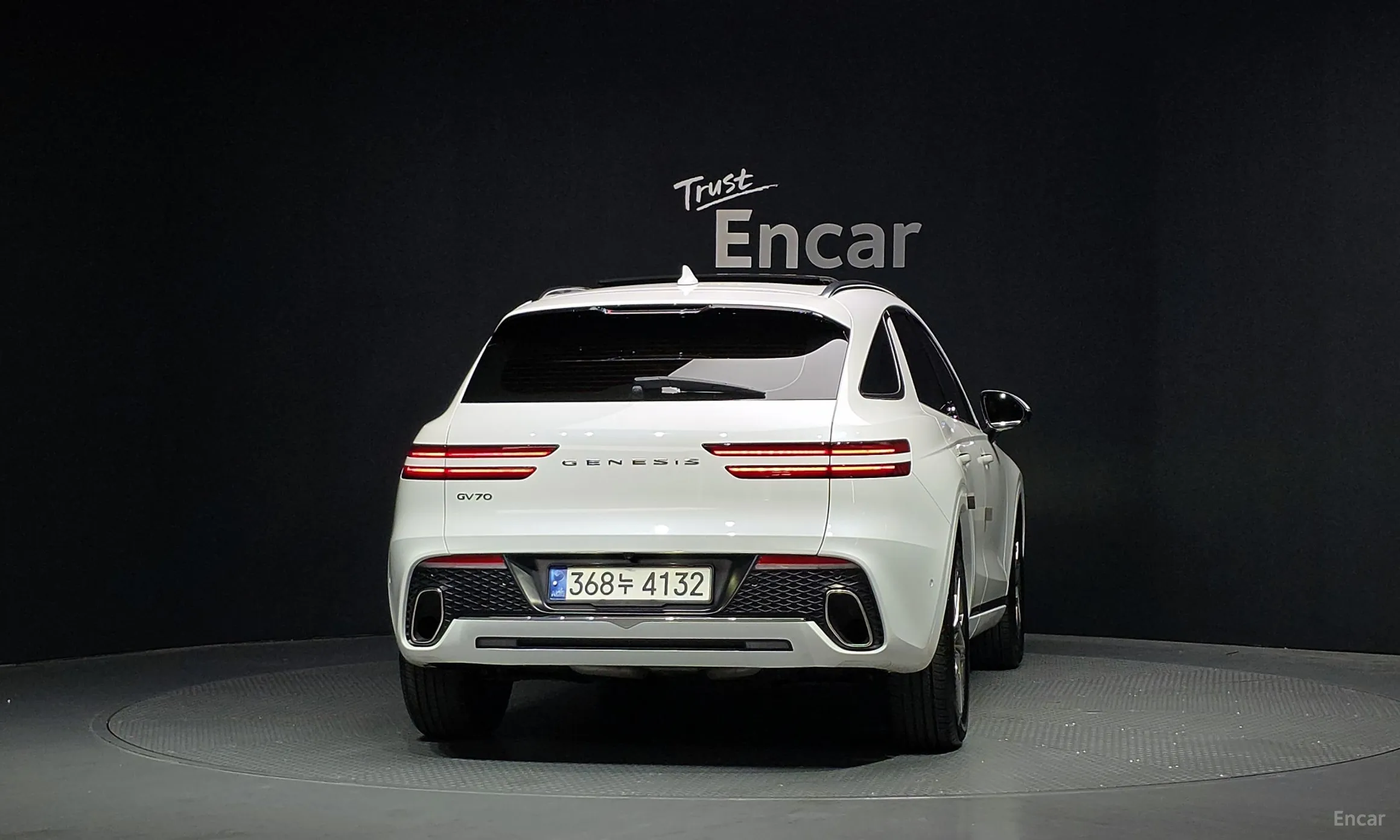 Genesis GV70 превью 4