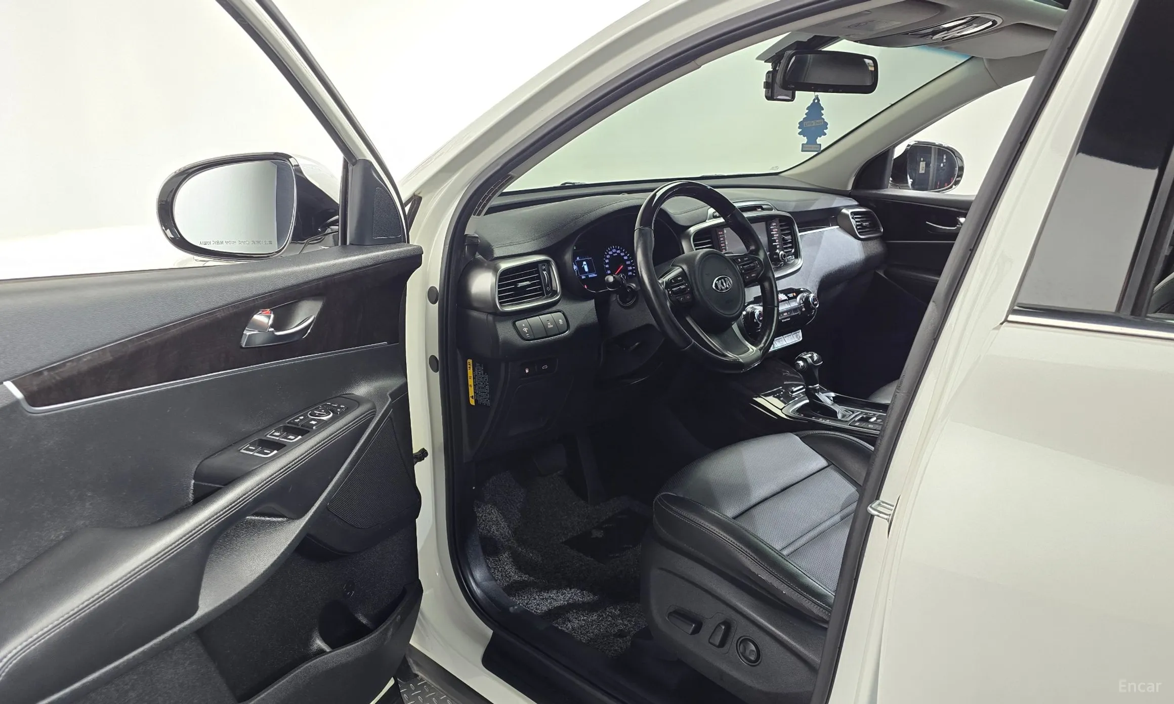 Kia Sorento превью 10