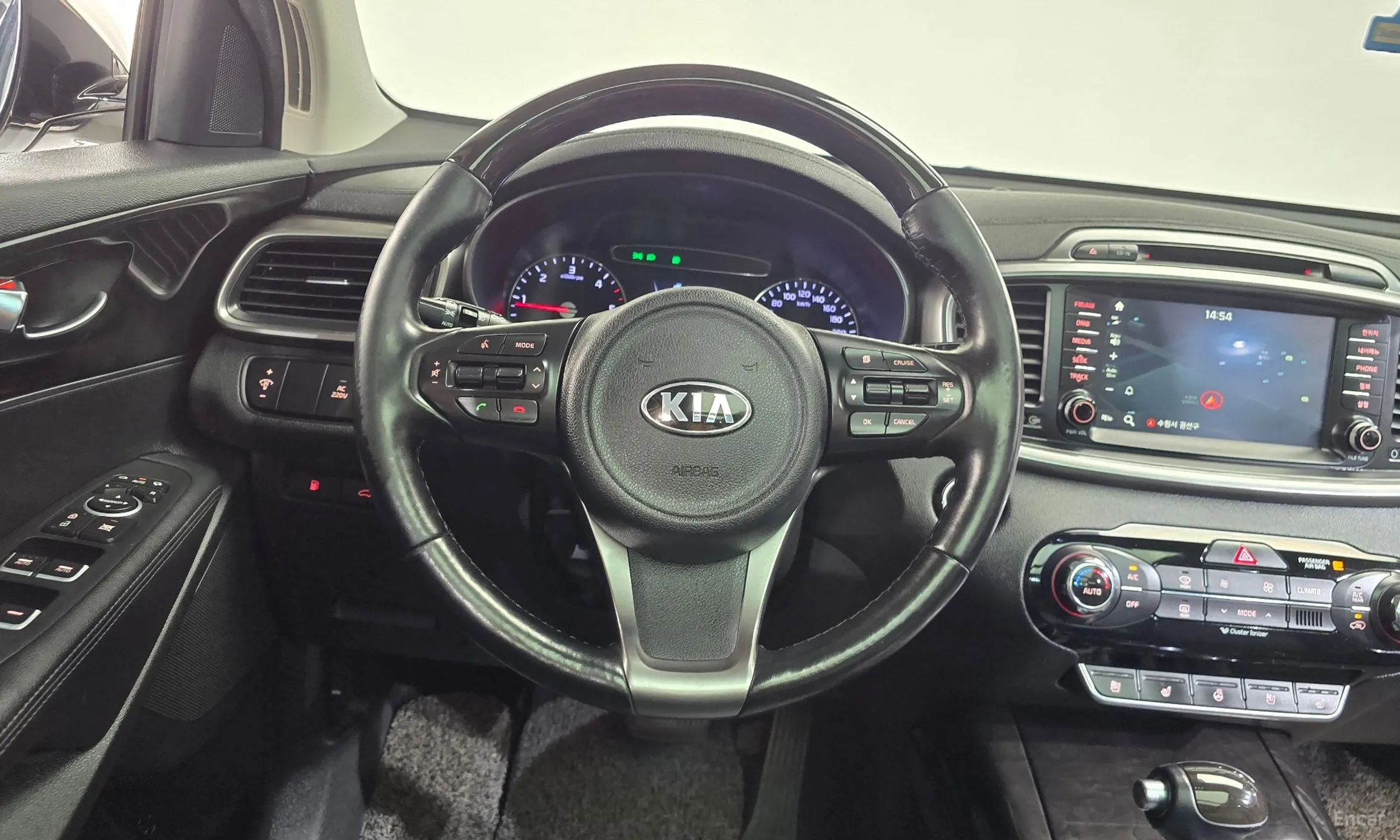 Kia Sorento превью 13