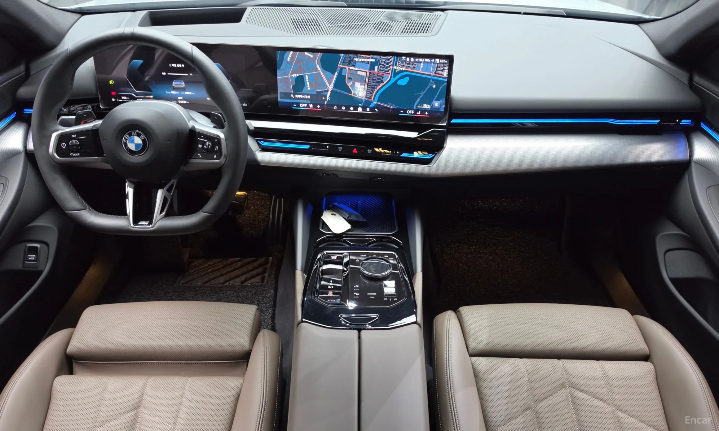 BMW 5 Series (G60) превью 7