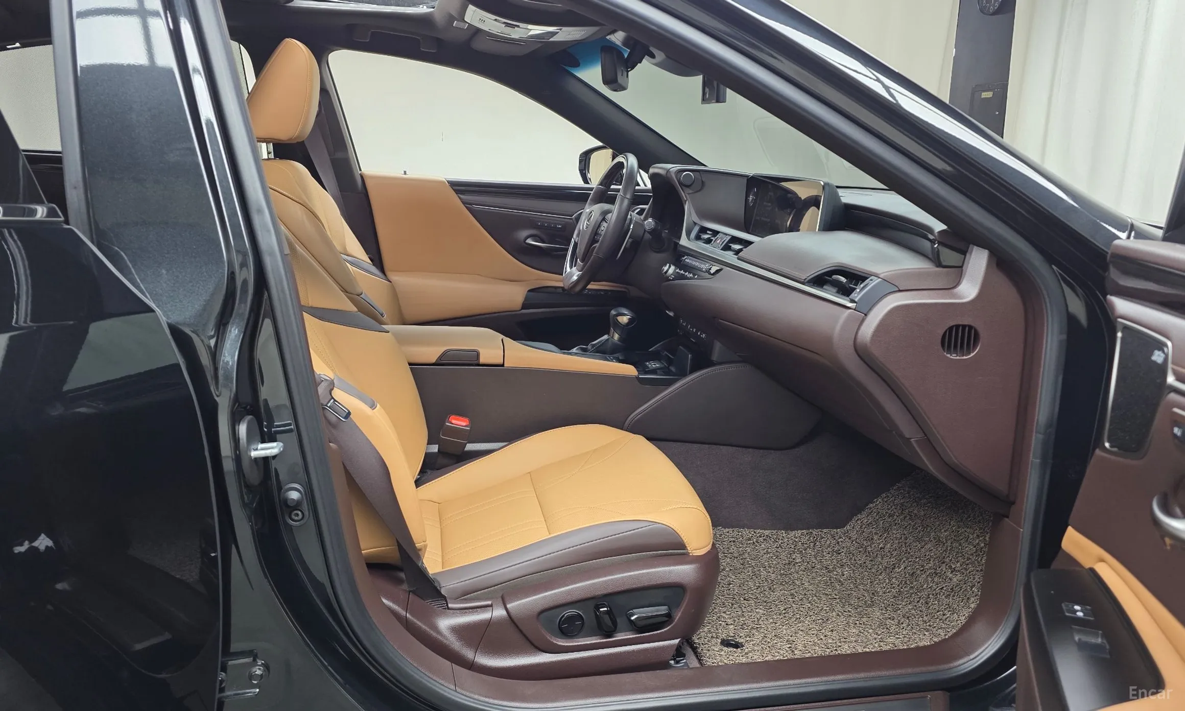 Lexus ES300h 7th Generation превью 11