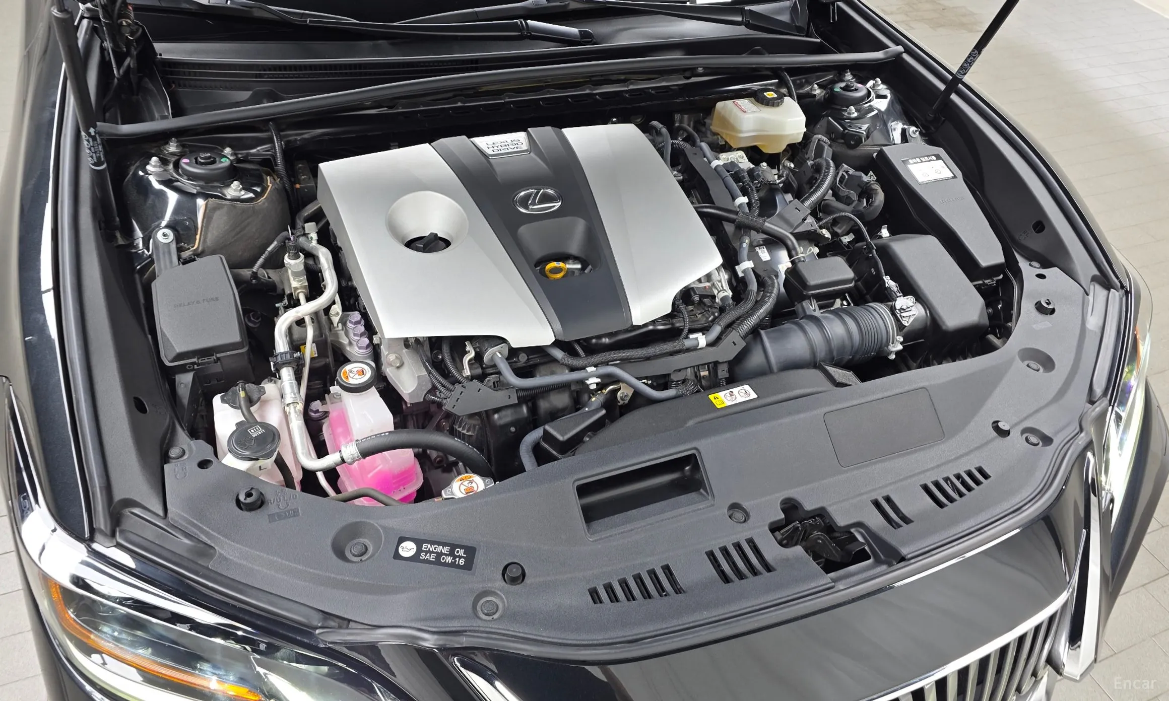 Lexus ES300h 7th Generation превью 6