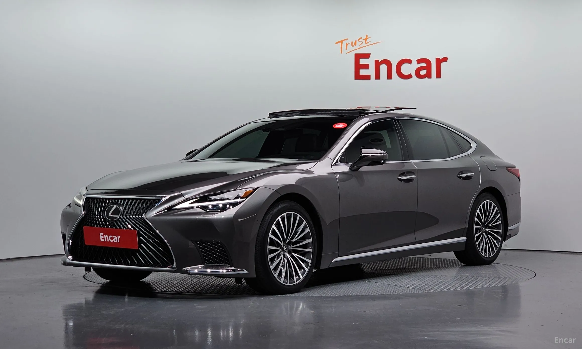 Lexus LS500 5th Generation